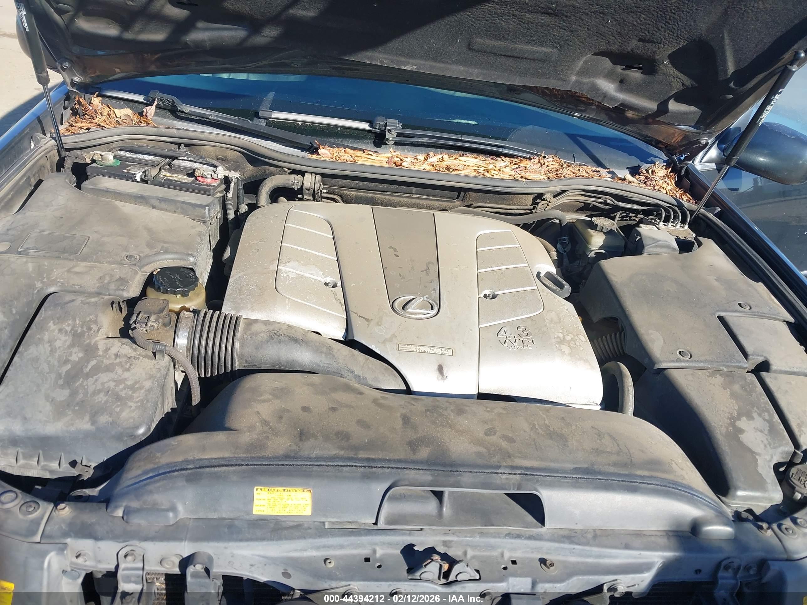 LEXUS LS image 10