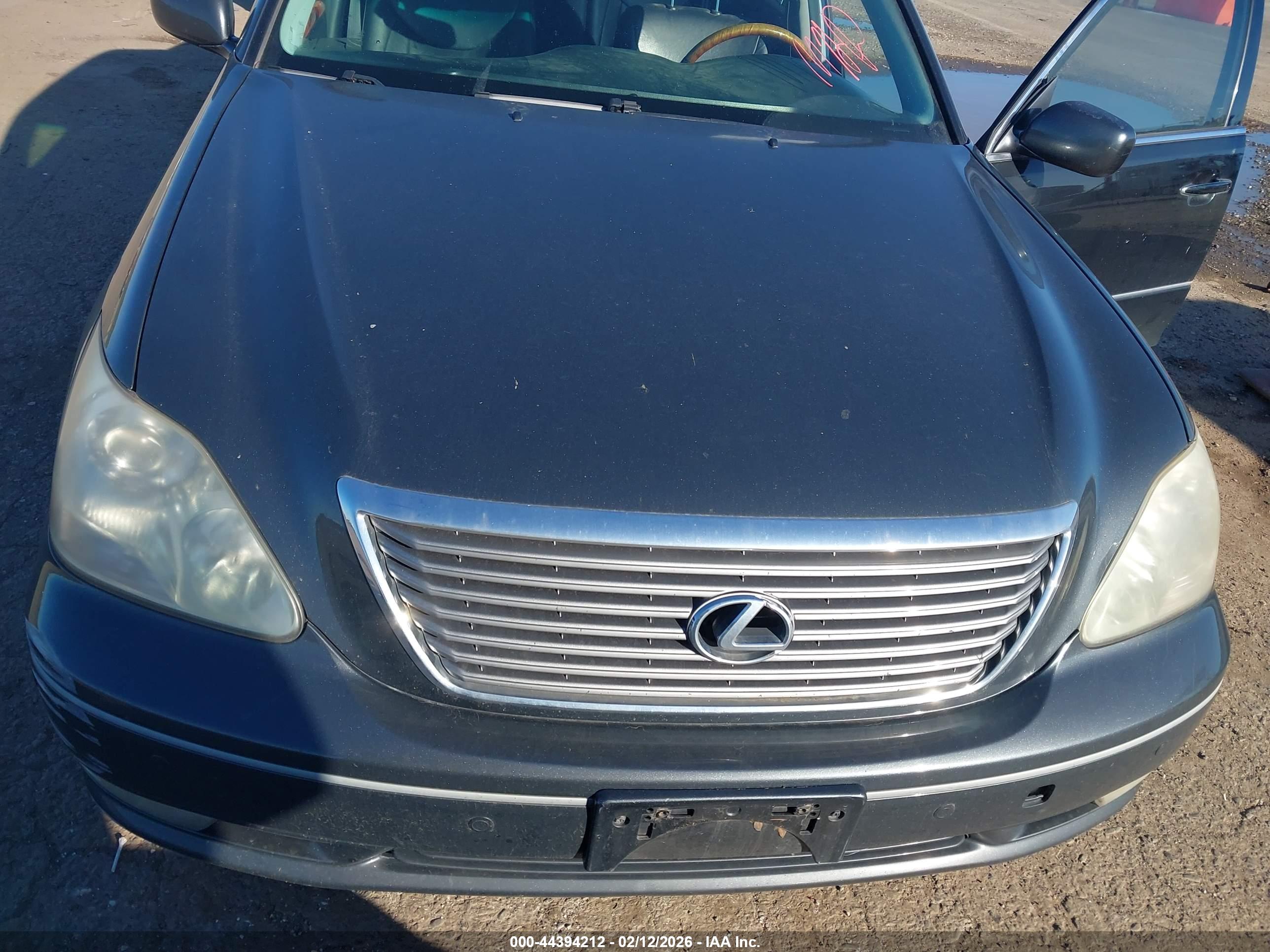 LEXUS LS image 6