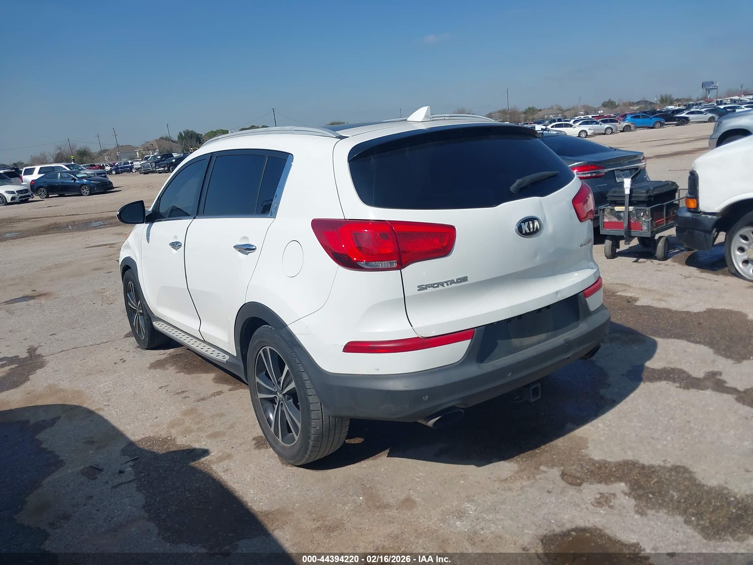 KIA SPORTAGE image 3