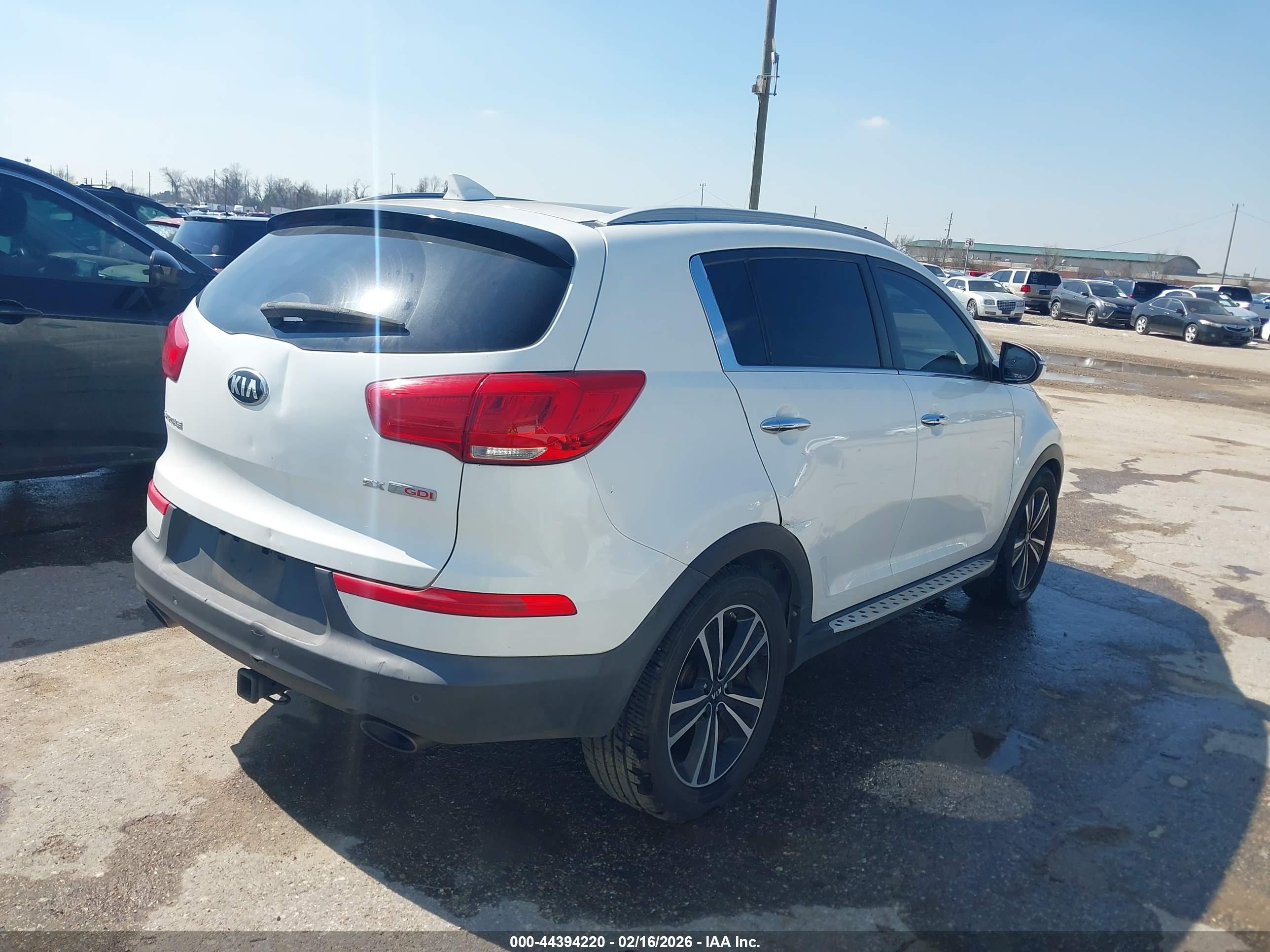 KIA SPORTAGE image 4