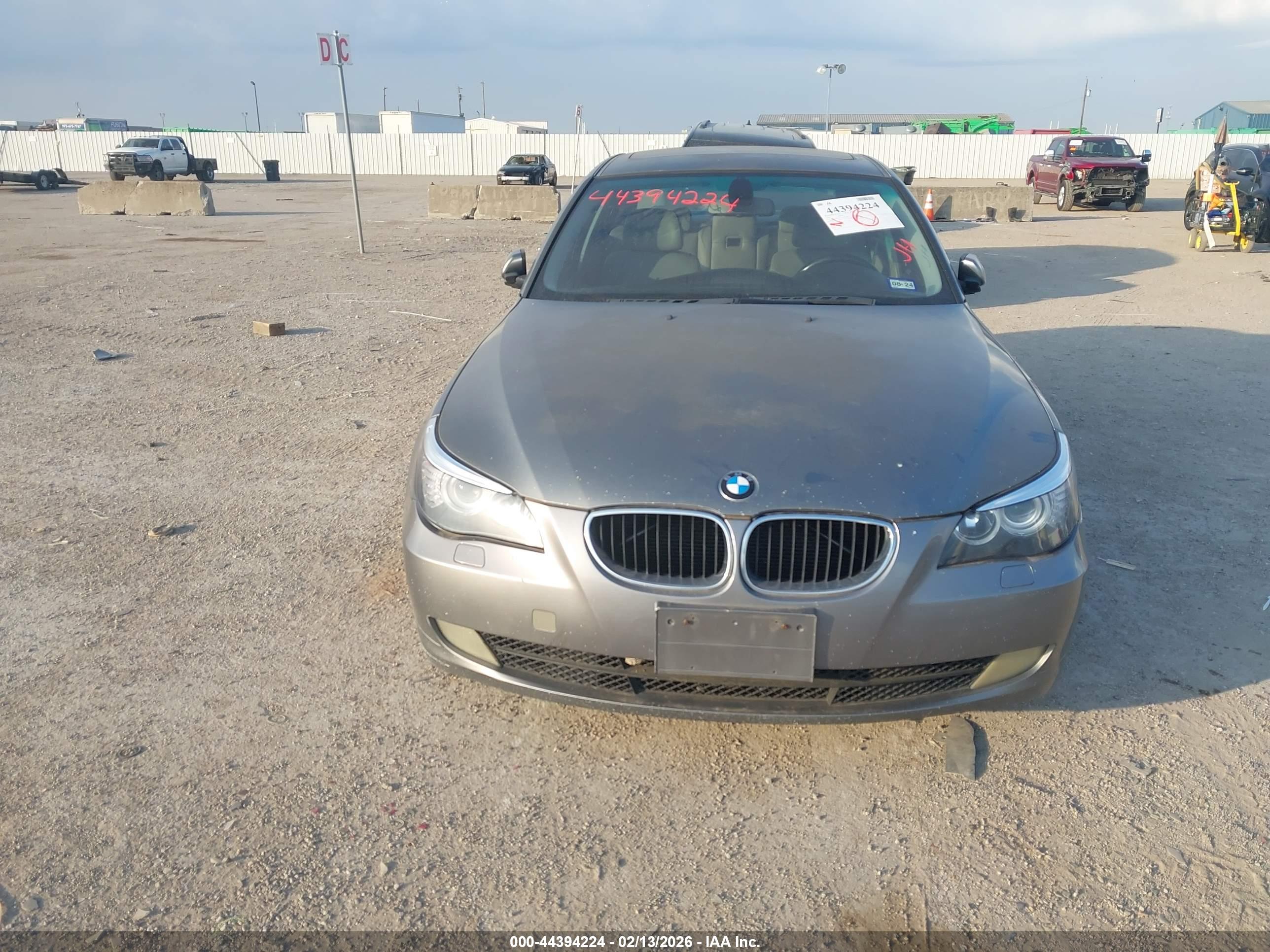 BMW 535I image 6