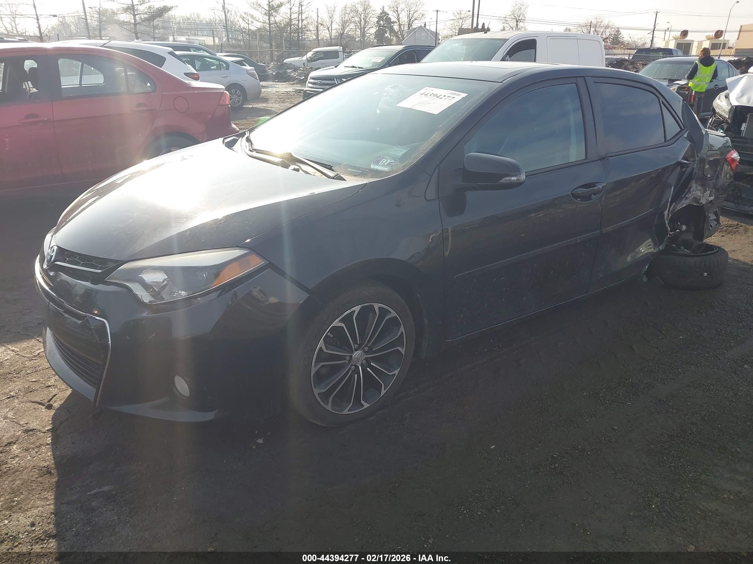 TOYOTA COROLLA image 2