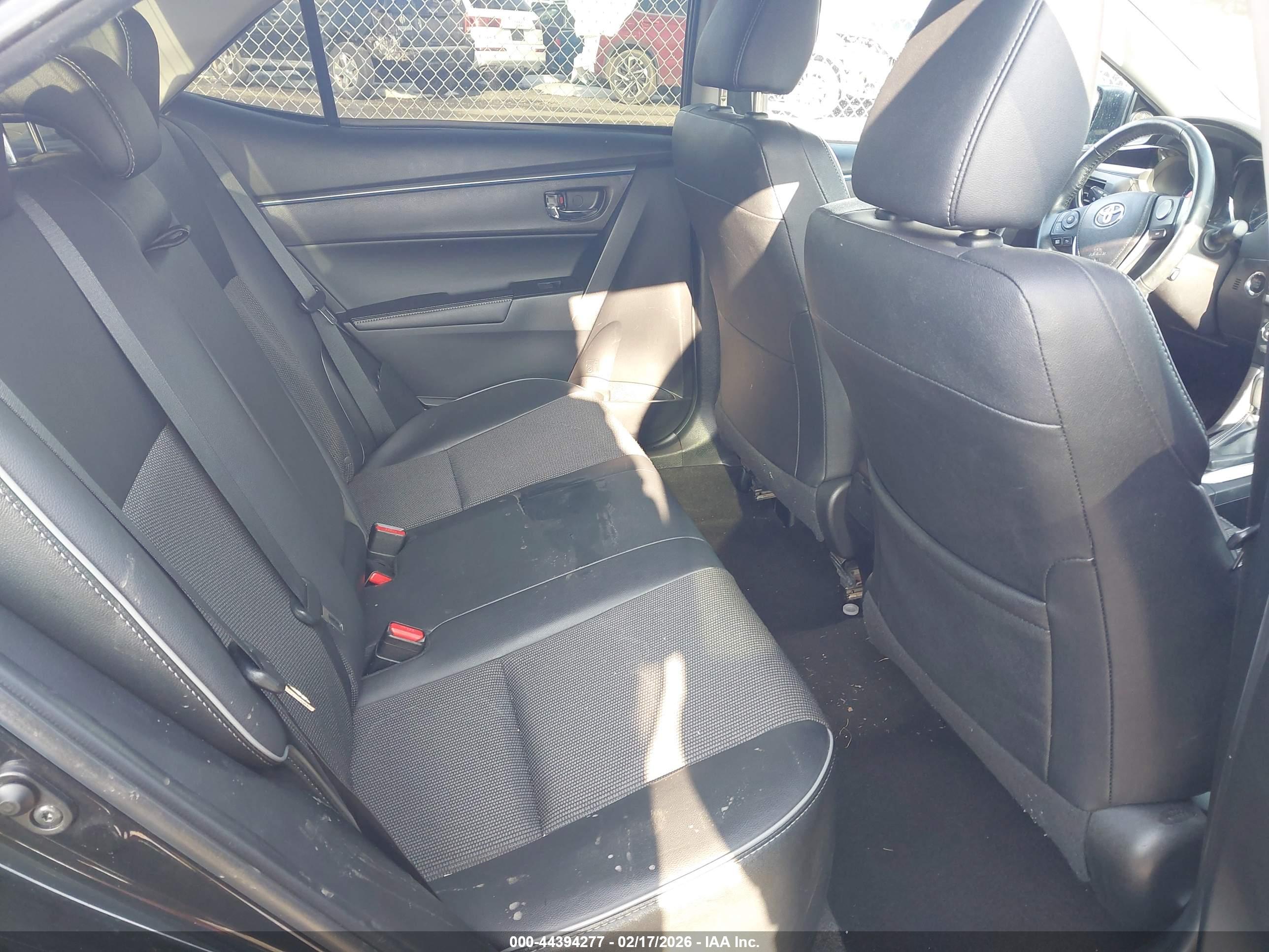 TOYOTA COROLLA image 8