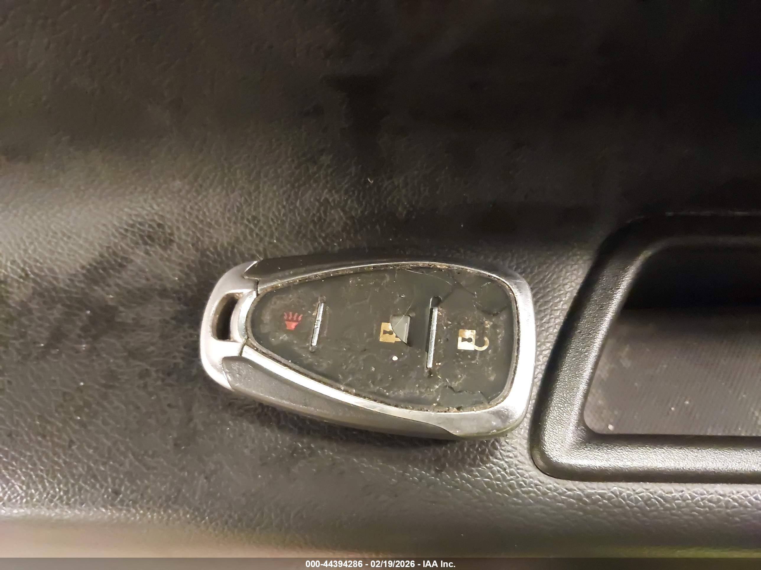 CHEVROLET EQUINOX image 11