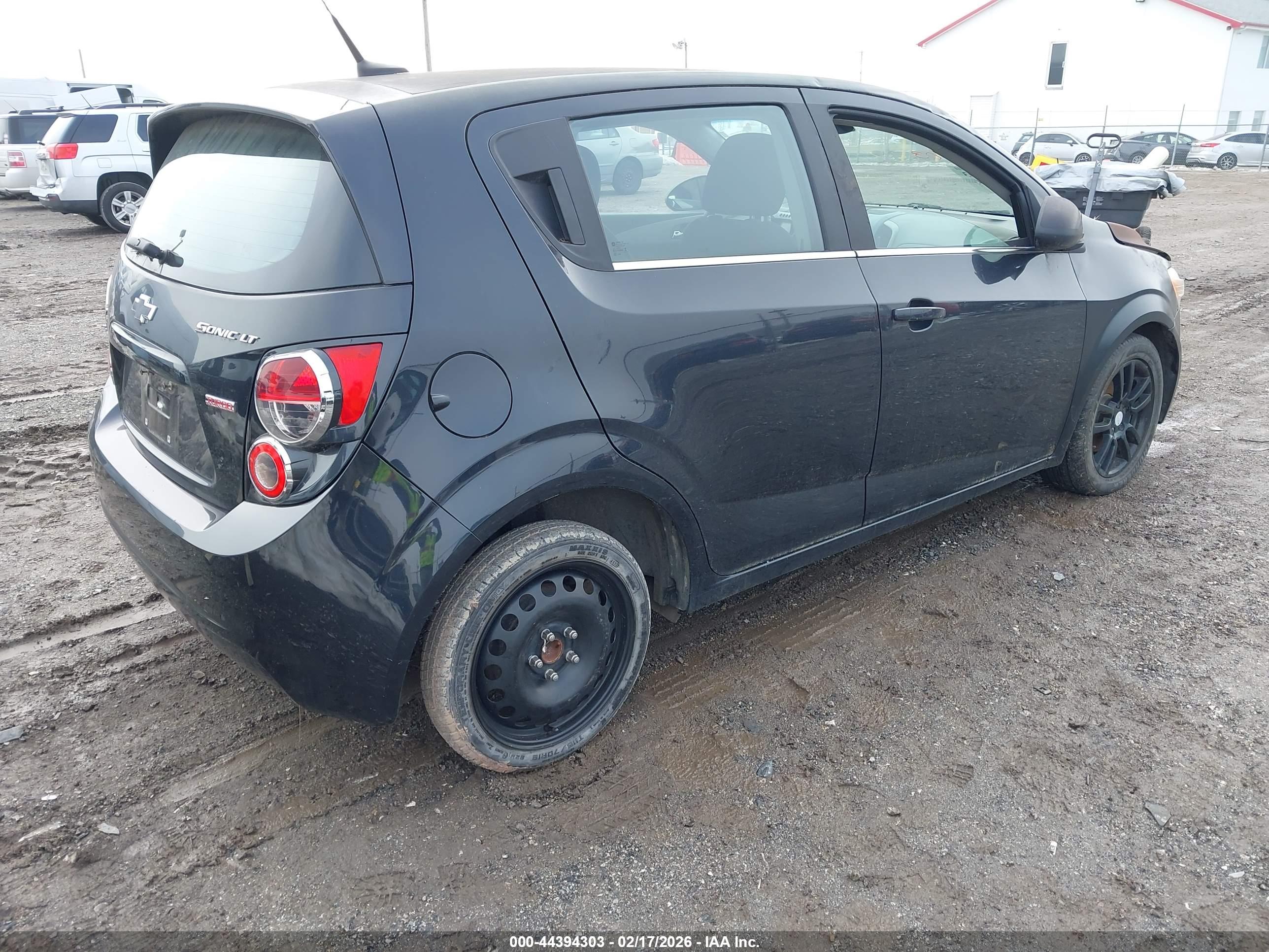 CHEVROLET SONIC image 4