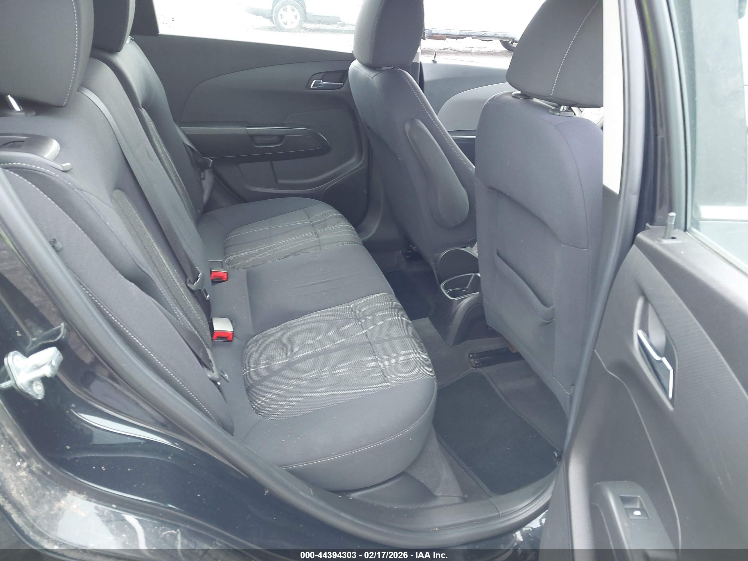 CHEVROLET SONIC image 8