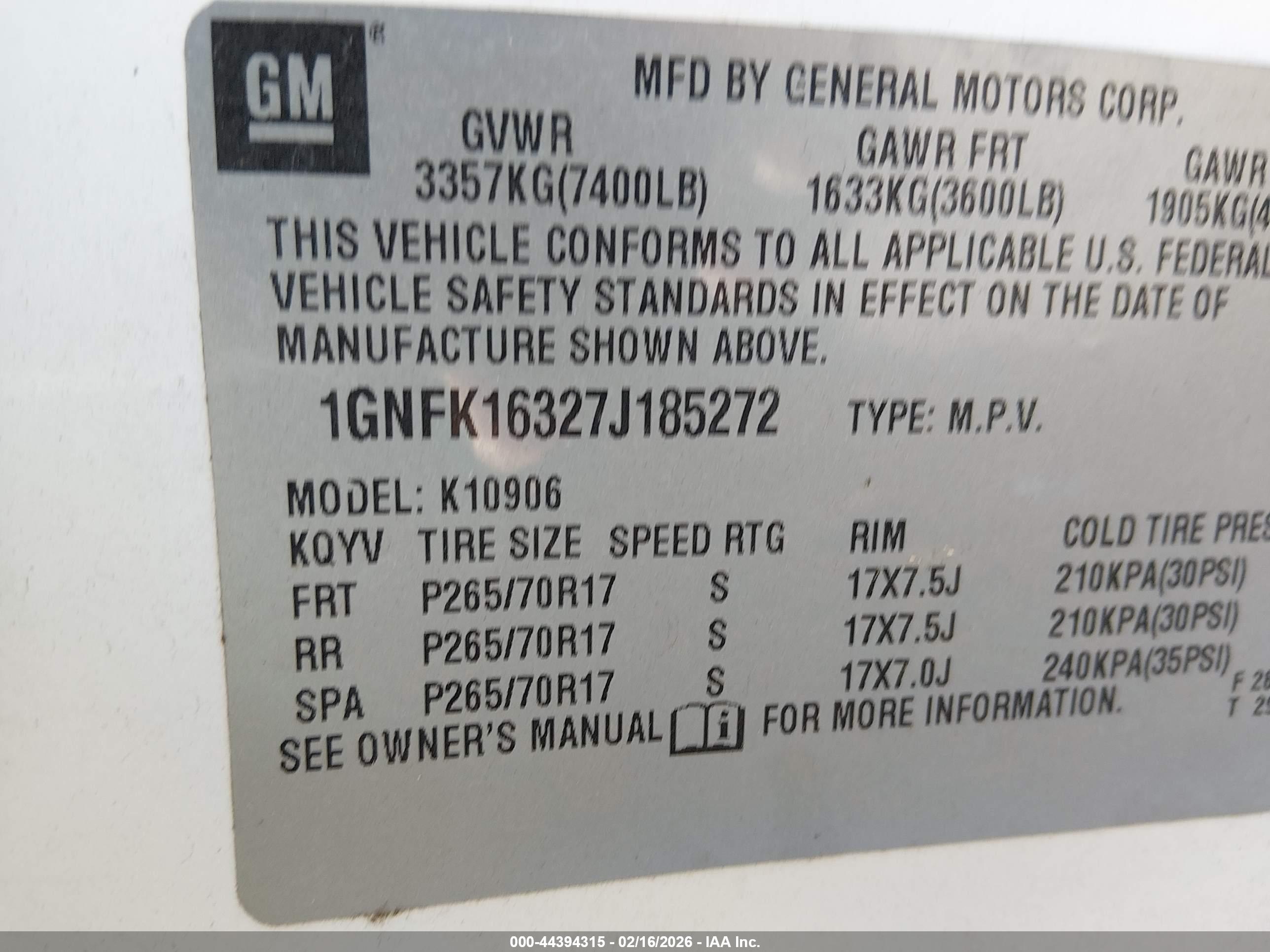 CHEVROLET SUBURBAN image 9