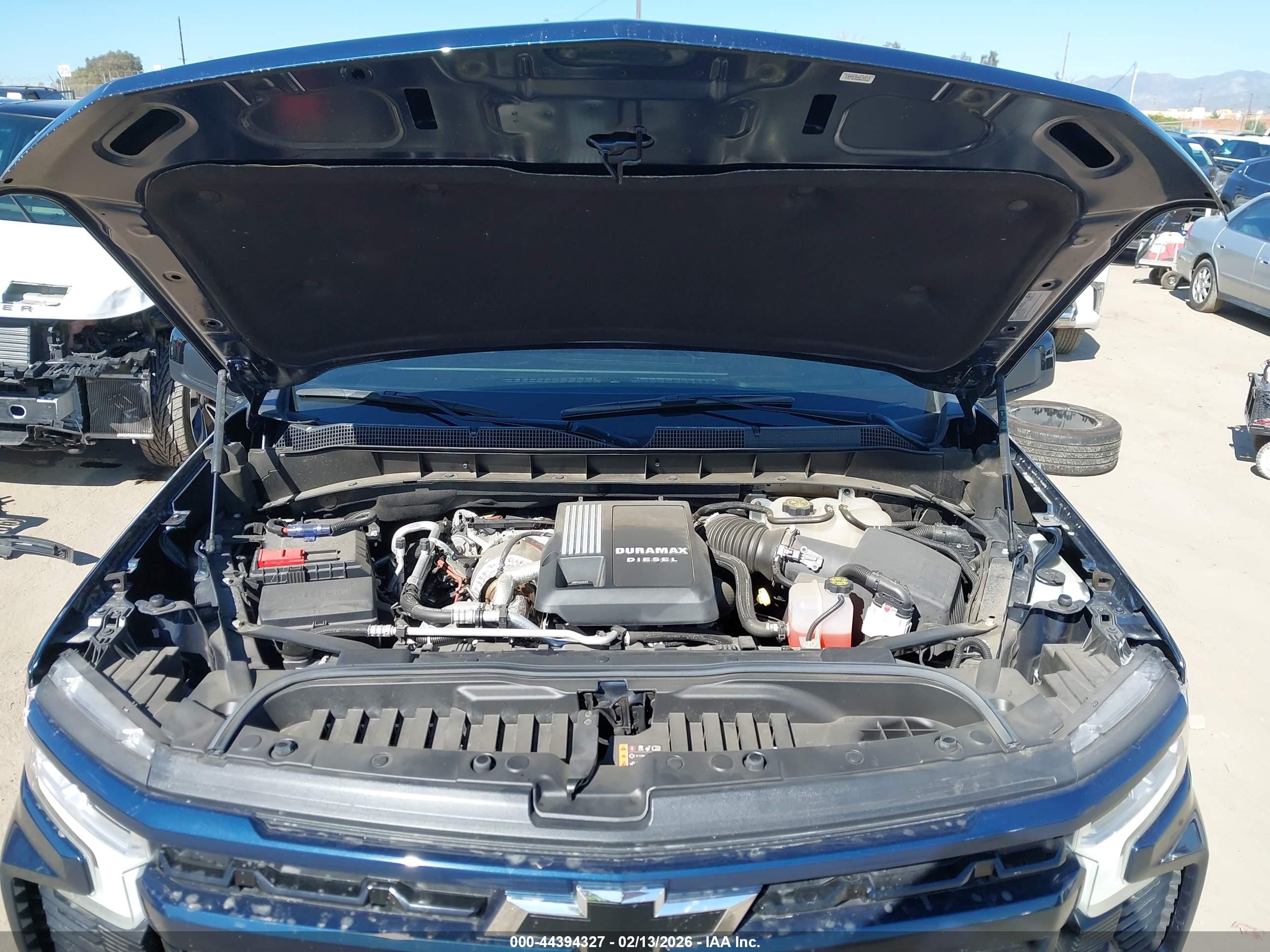CHEVROLET SILVERADO image 10