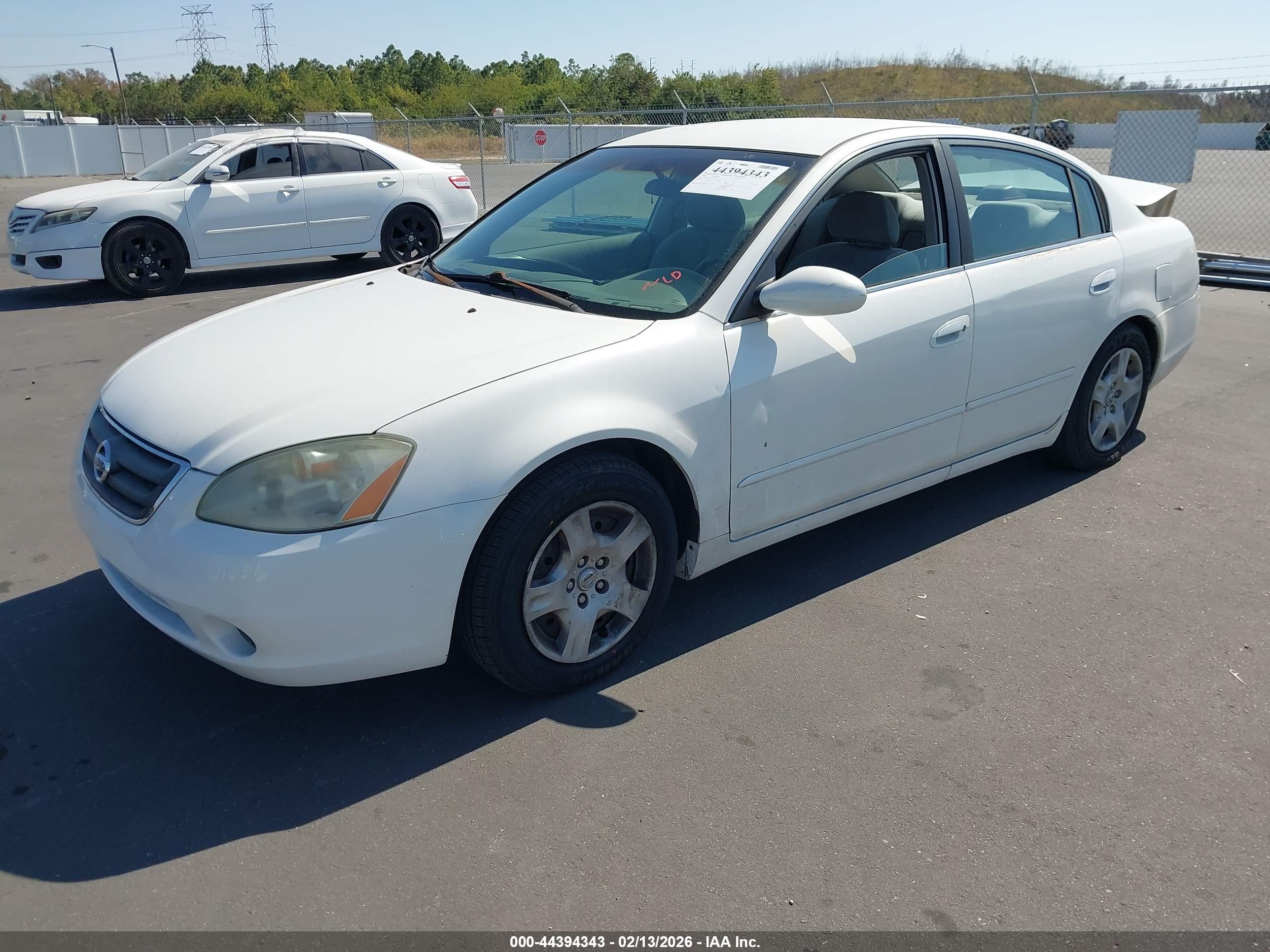 NISSAN ALTIMA image 2