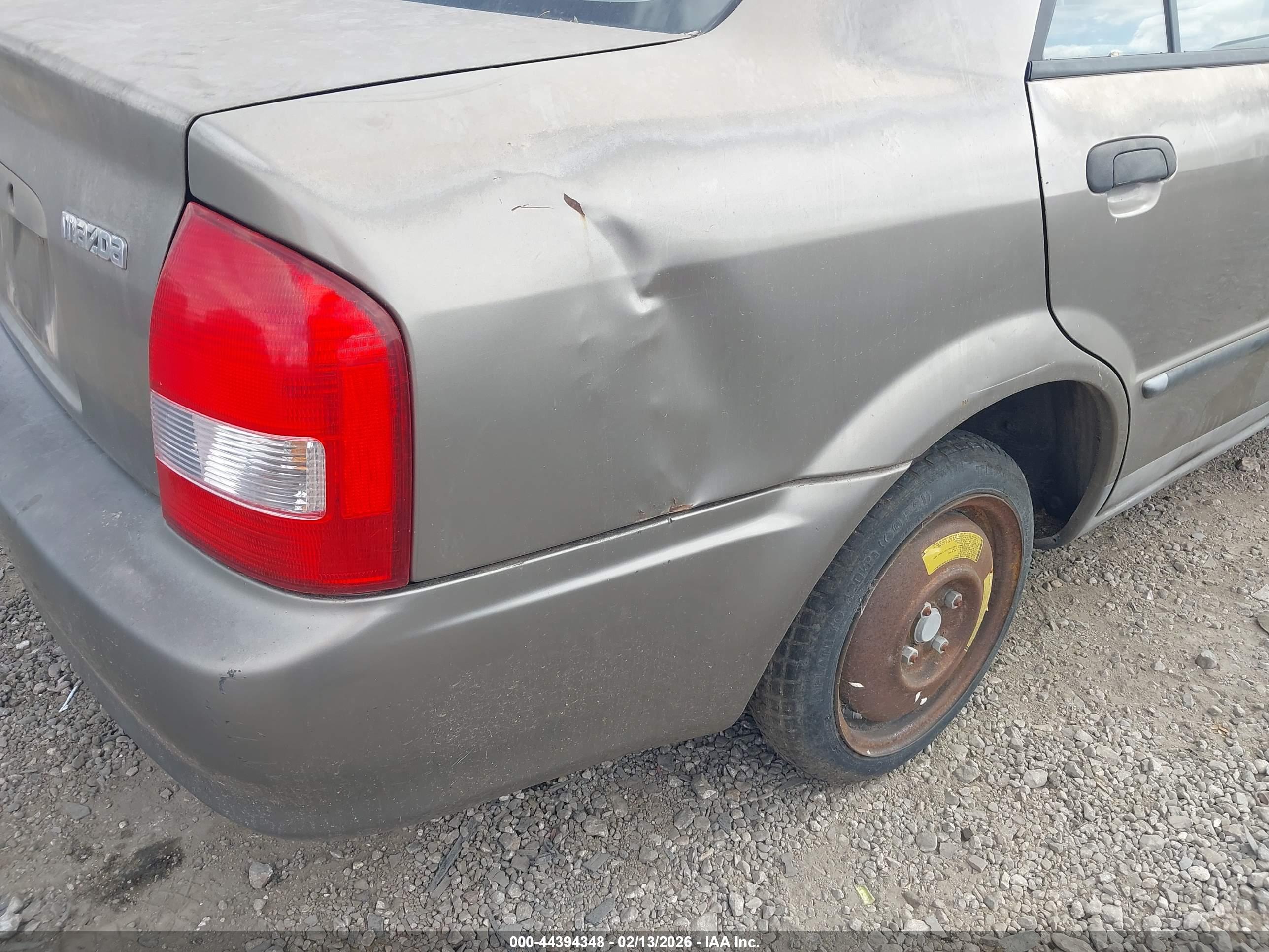 MAZDA PROTEGE image 6