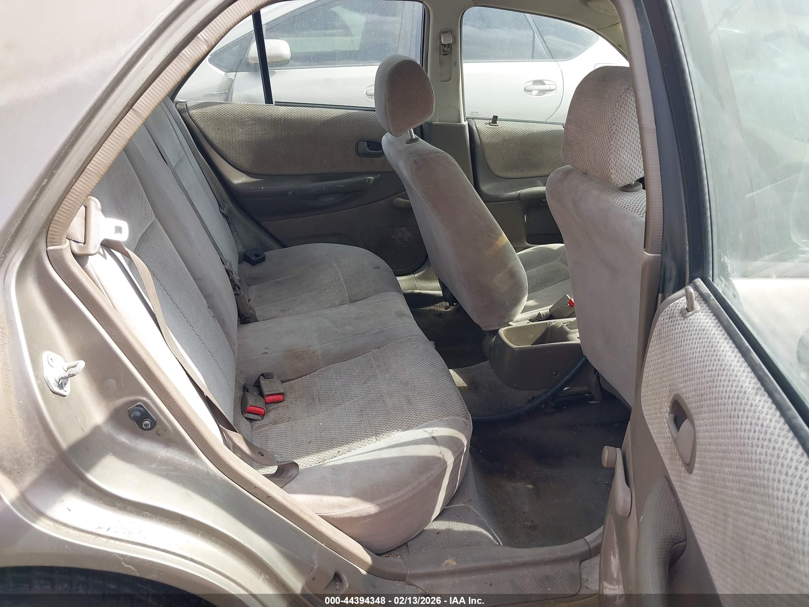 MAZDA PROTEGE image 8
