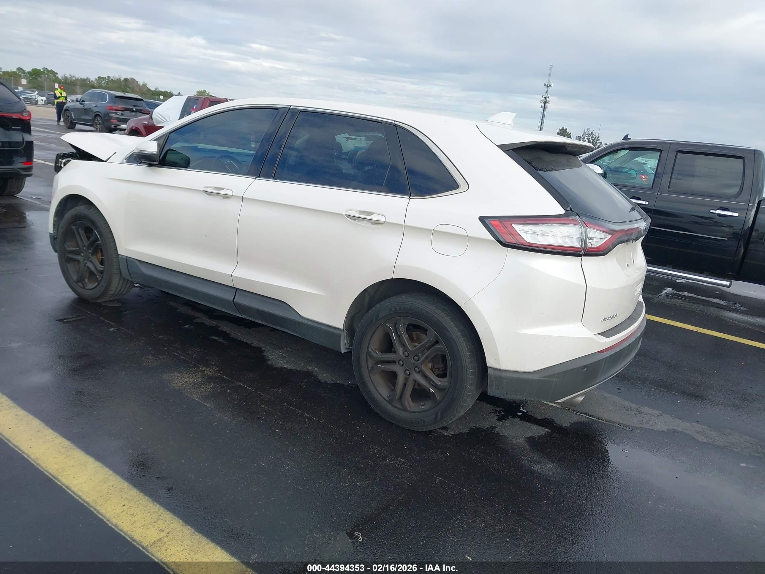 FORD EDGE image 3