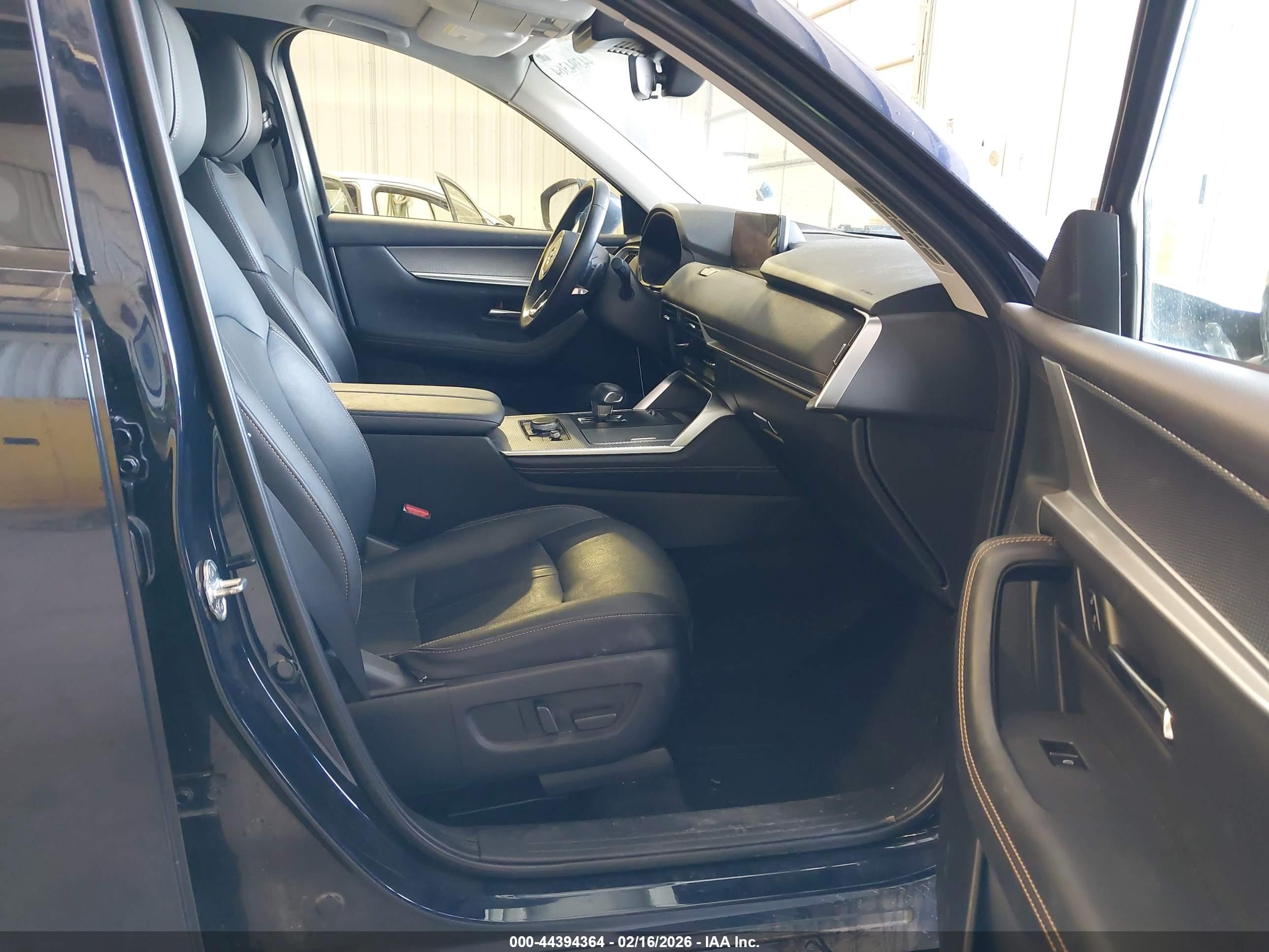 MAZDA CX-90 image 5