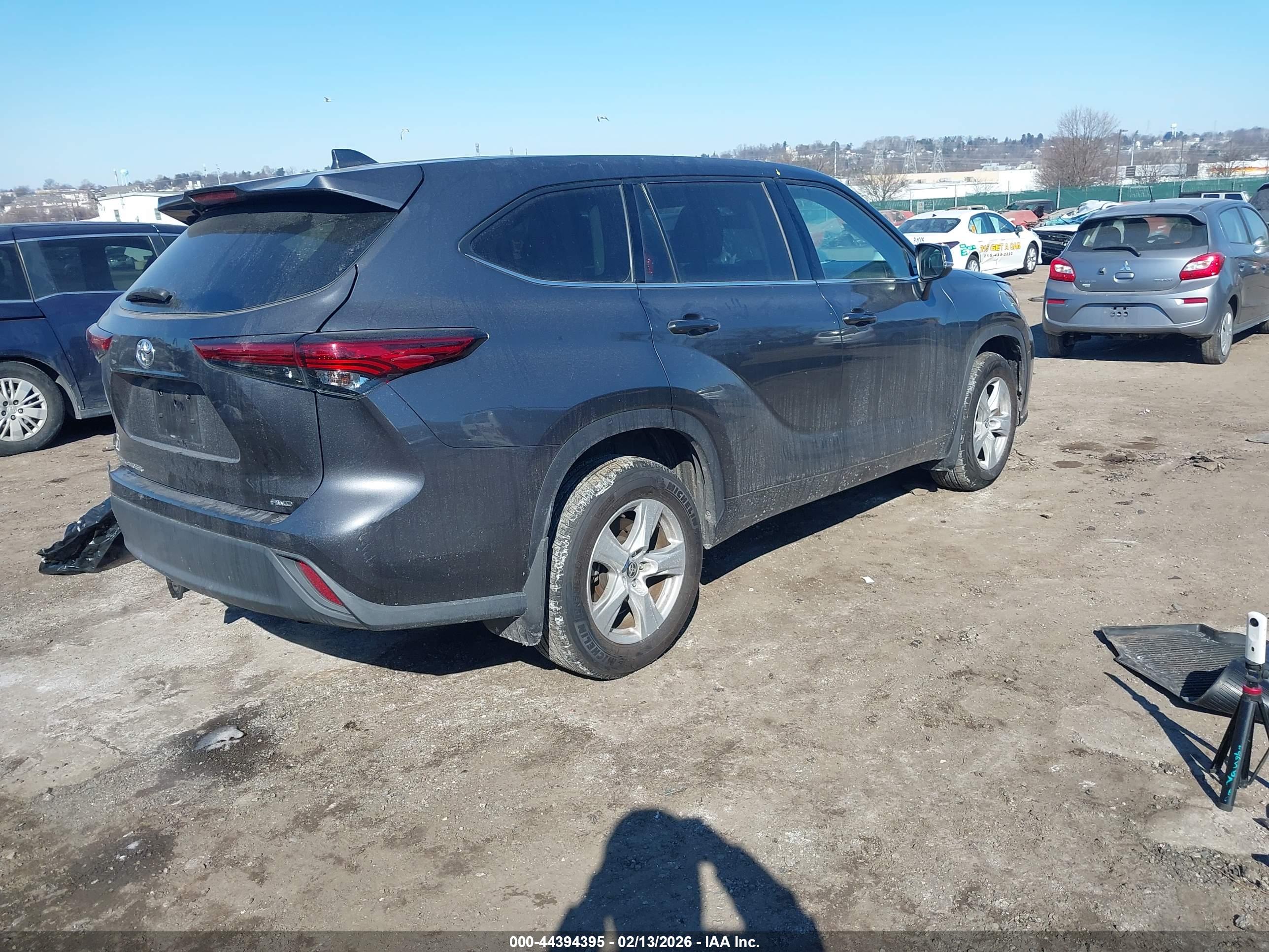 TOYOTA HIGHLANDER image 4