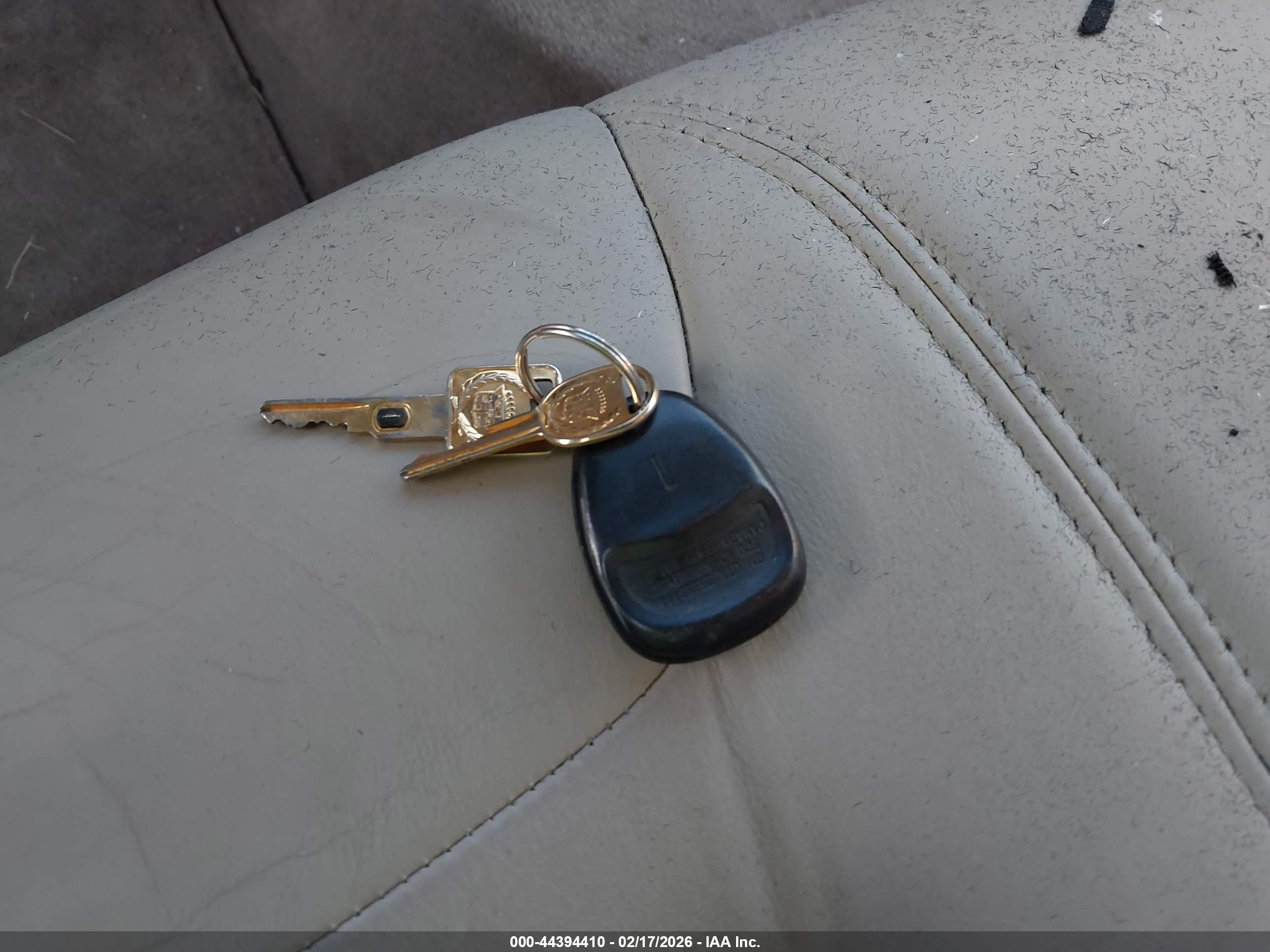 CADILLAC DEVILLE image 11