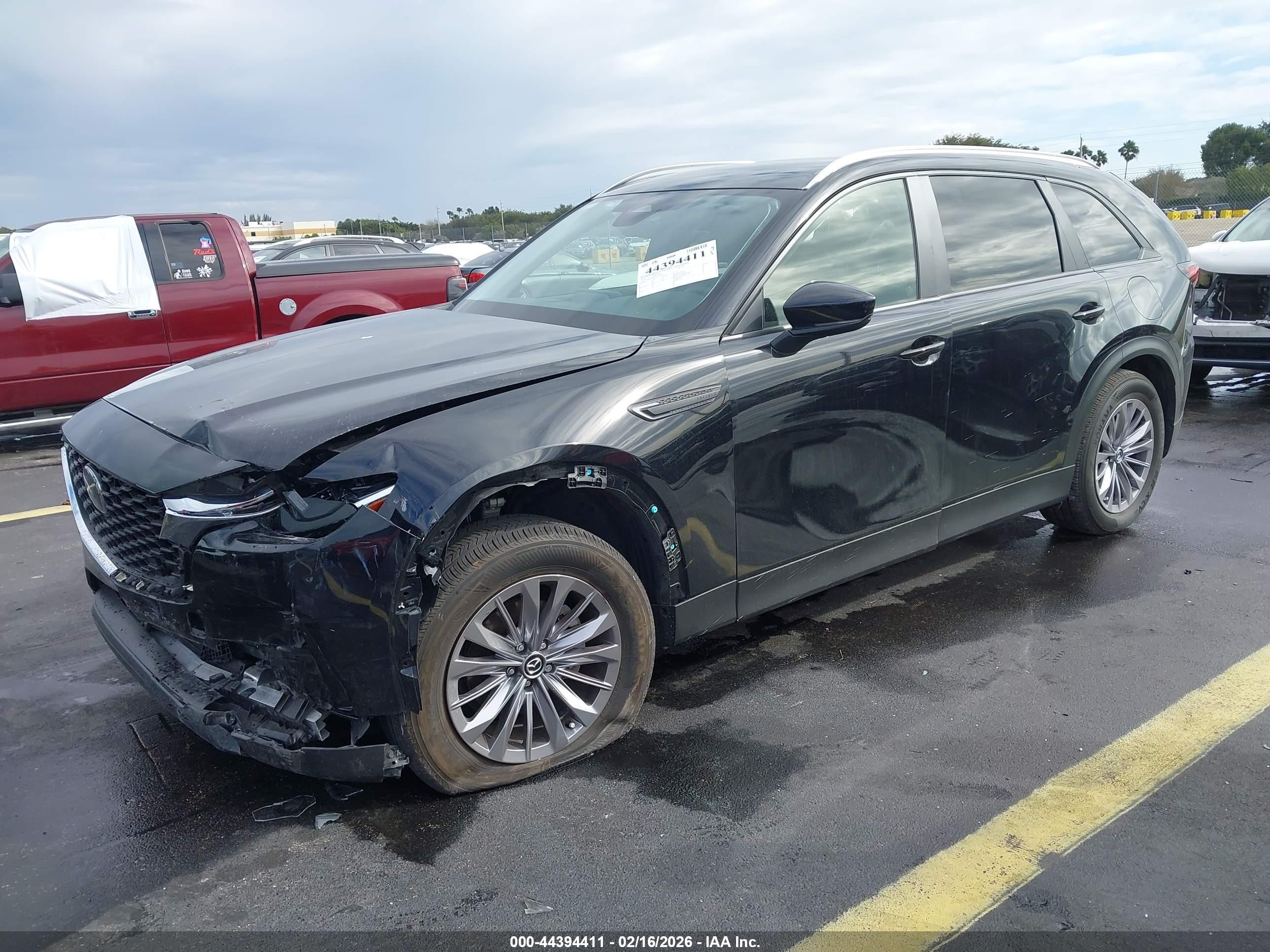 MAZDA CX-90 image 2