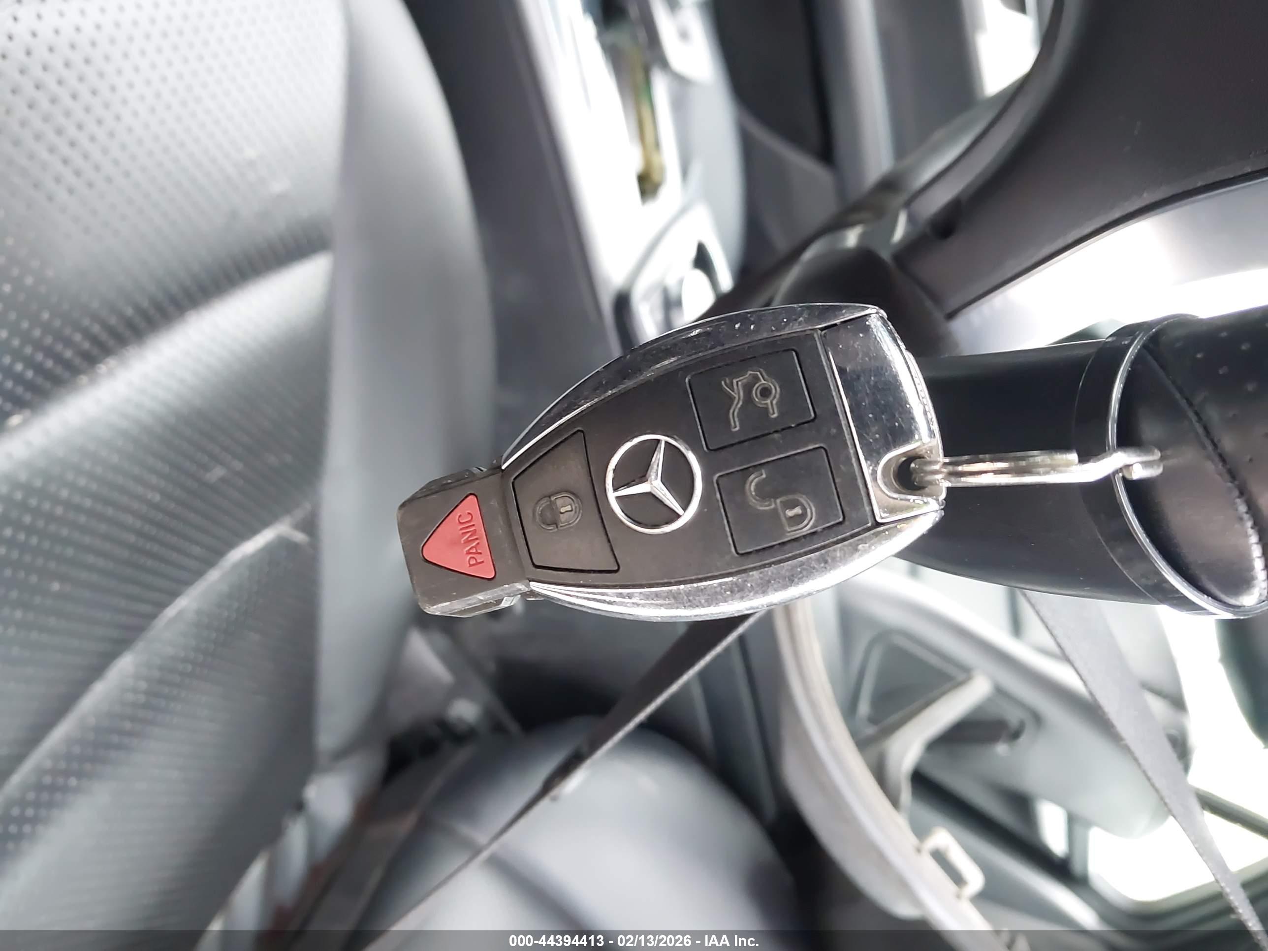 MERCEDES-BENZ C image 11