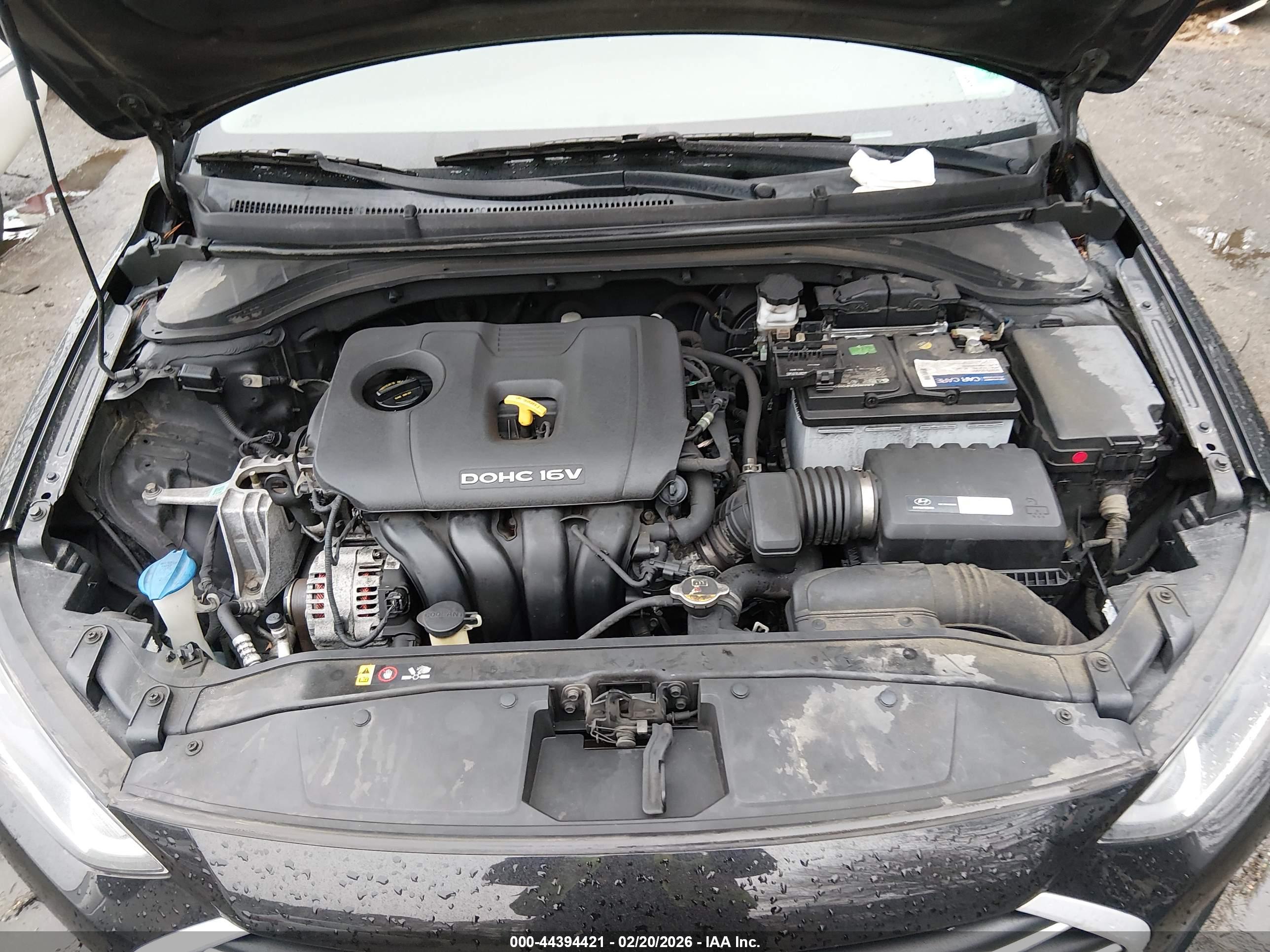 HYUNDAI ELANTRA image 10