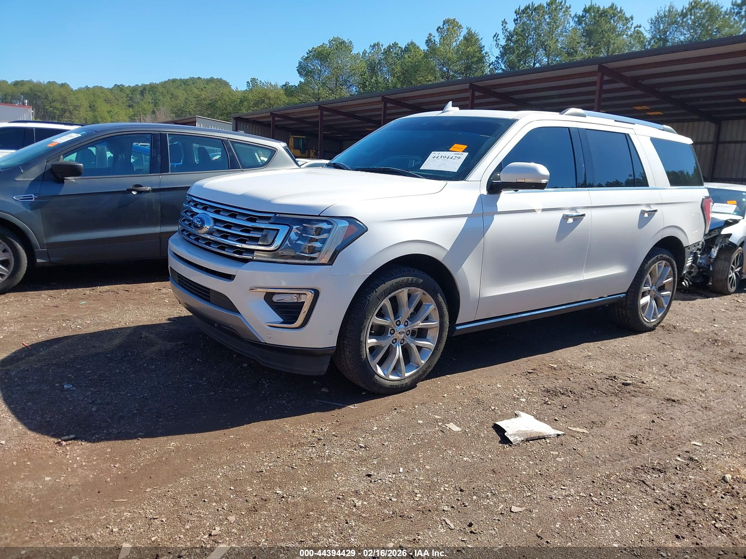 FORD EXPEDITION image 2