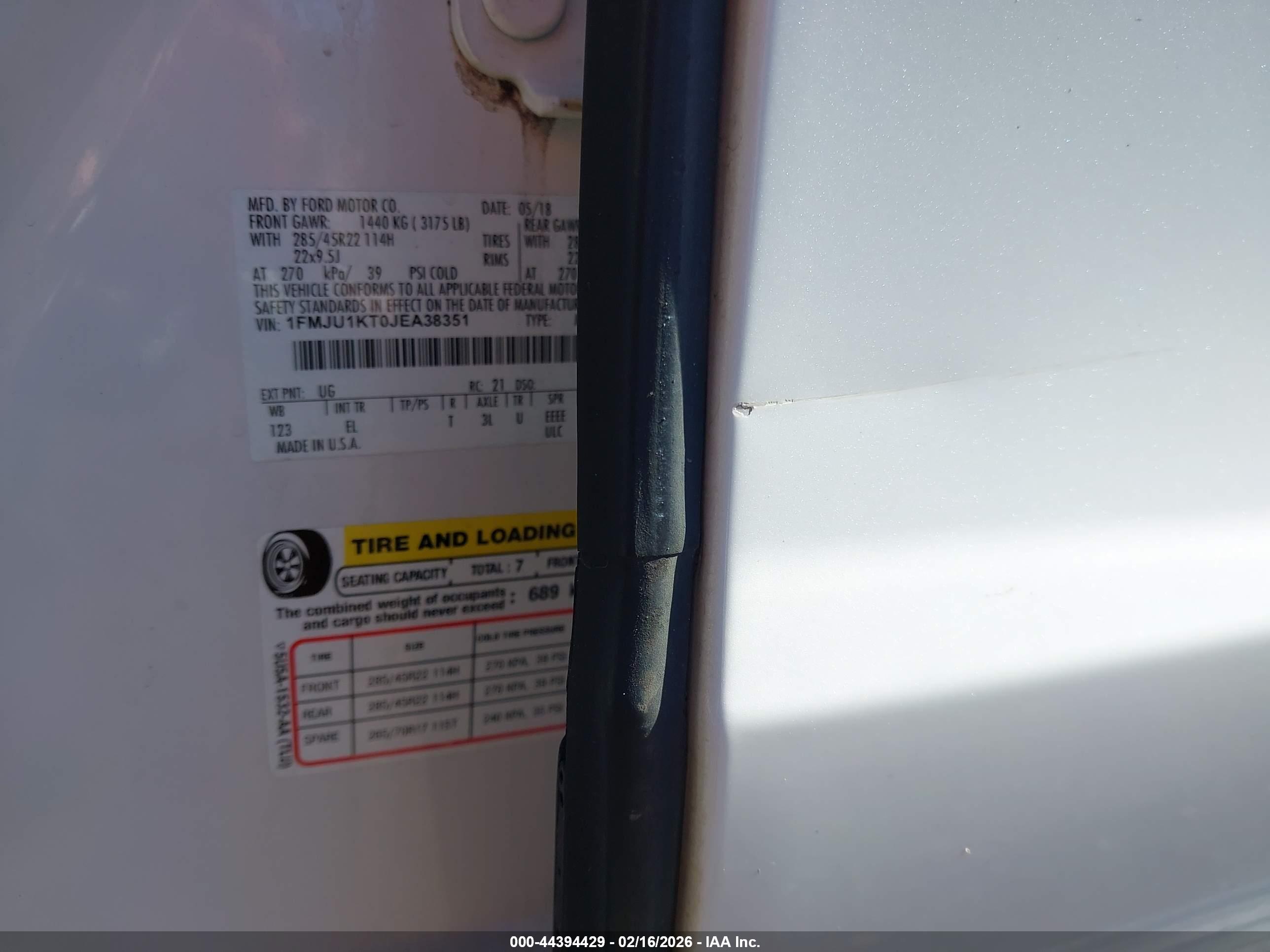 FORD EXPEDITION image 9
