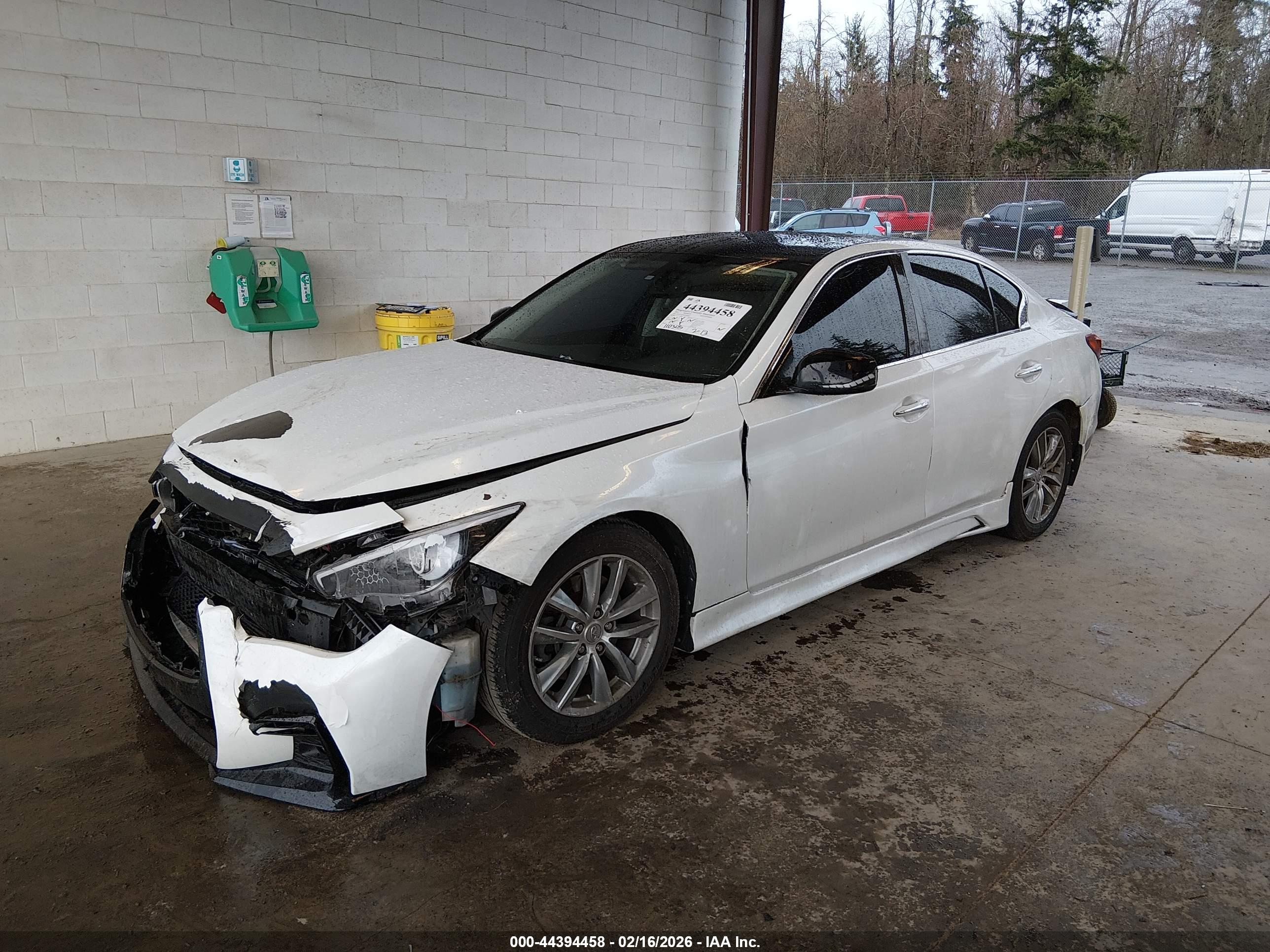 INFINITI Q50 image 2
