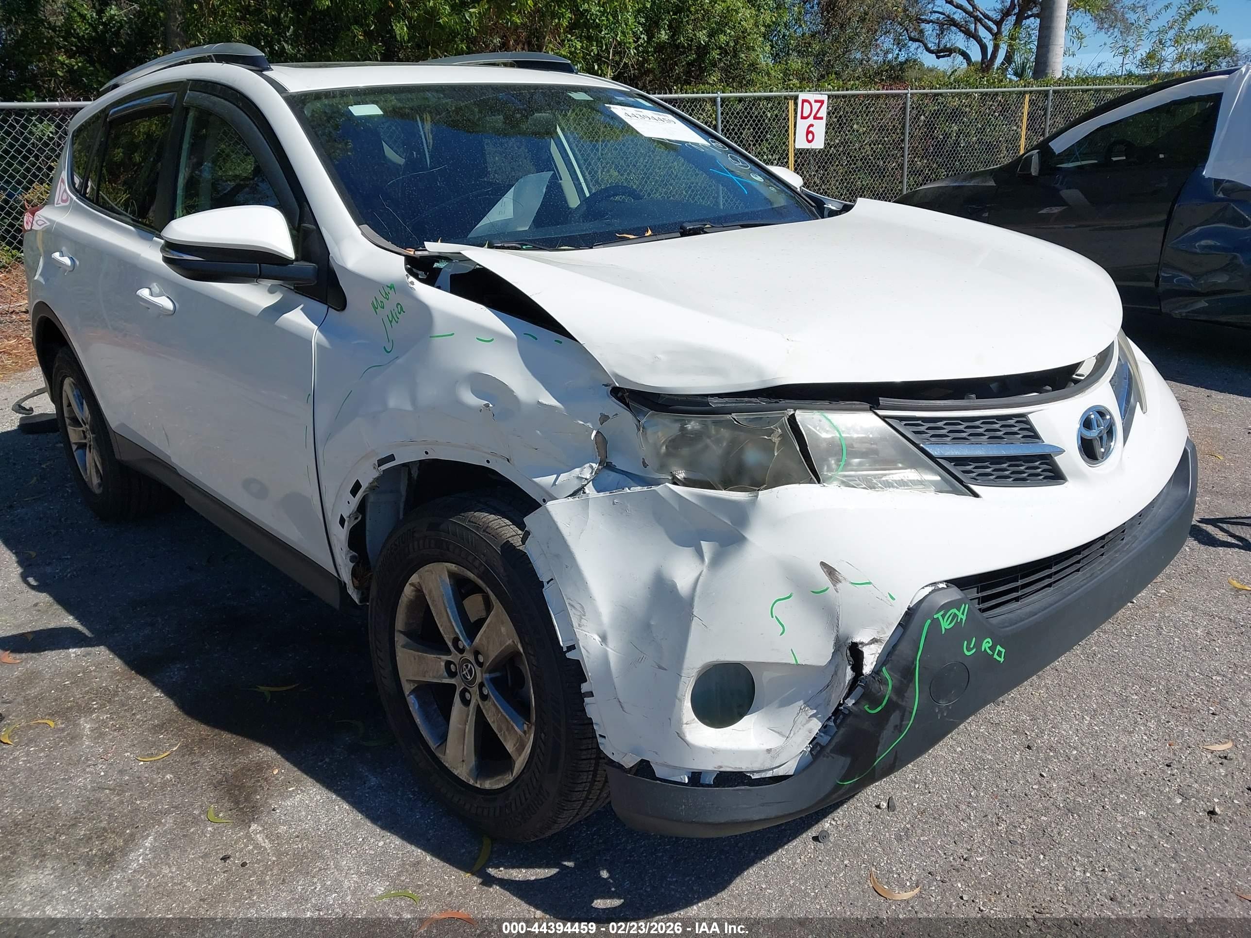 TOYOTA RAV4 image 6