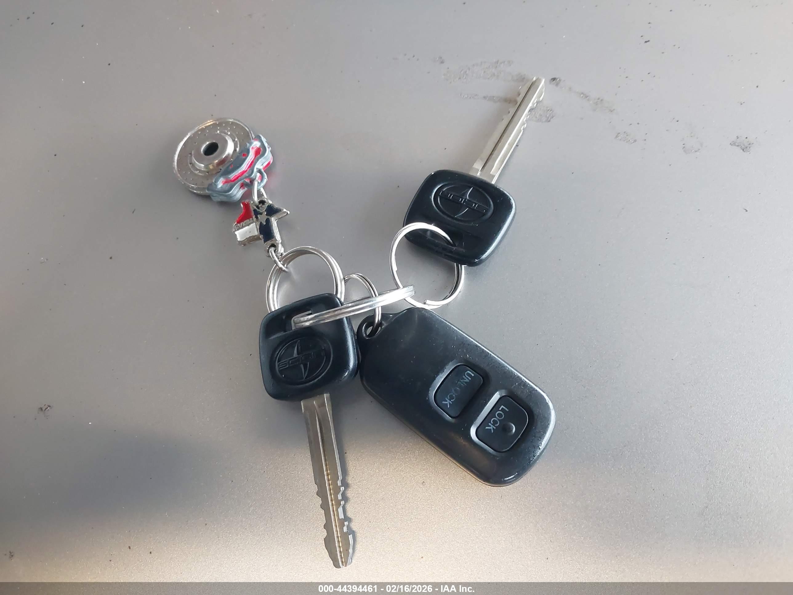 SCION XB image 11