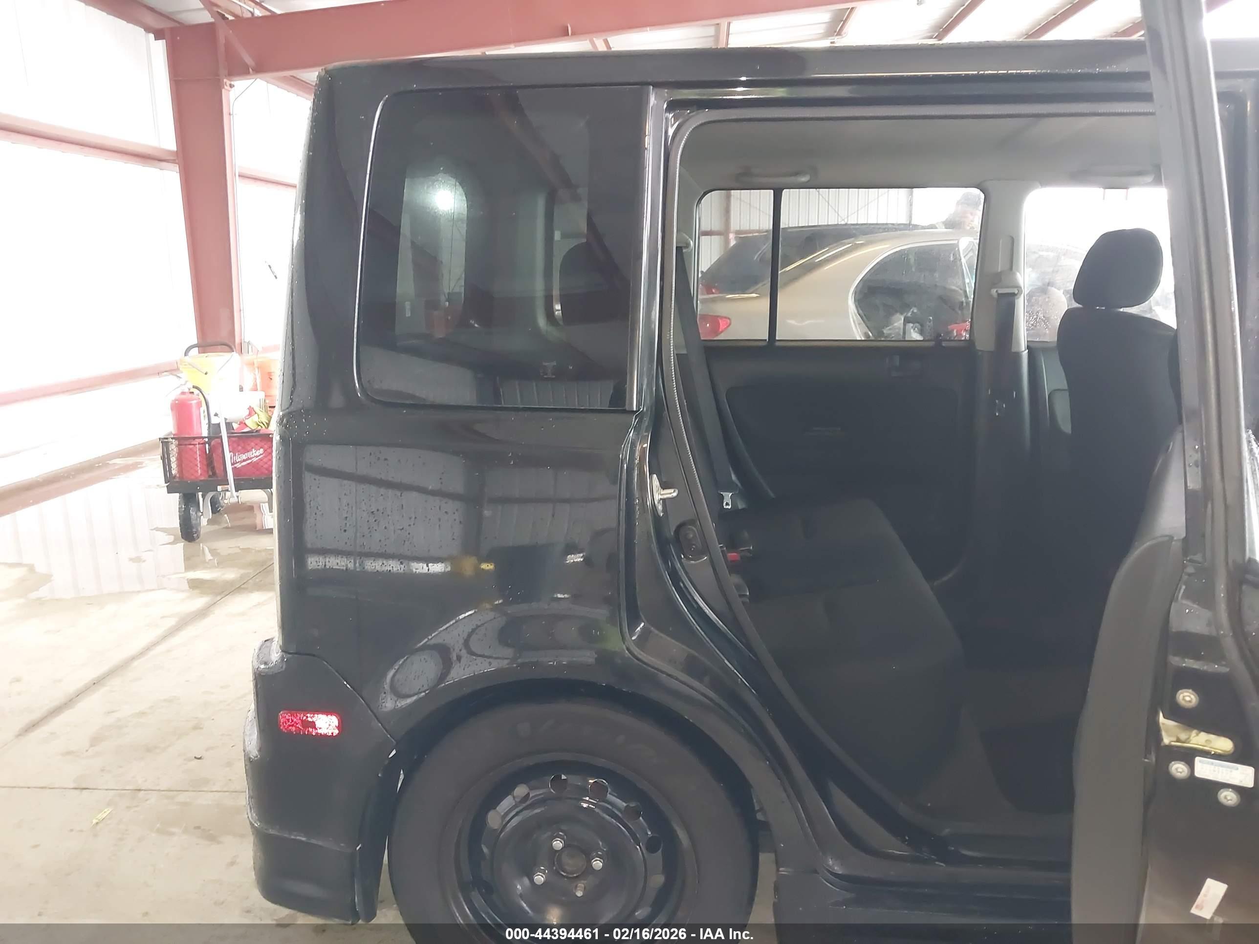 SCION XB image 8