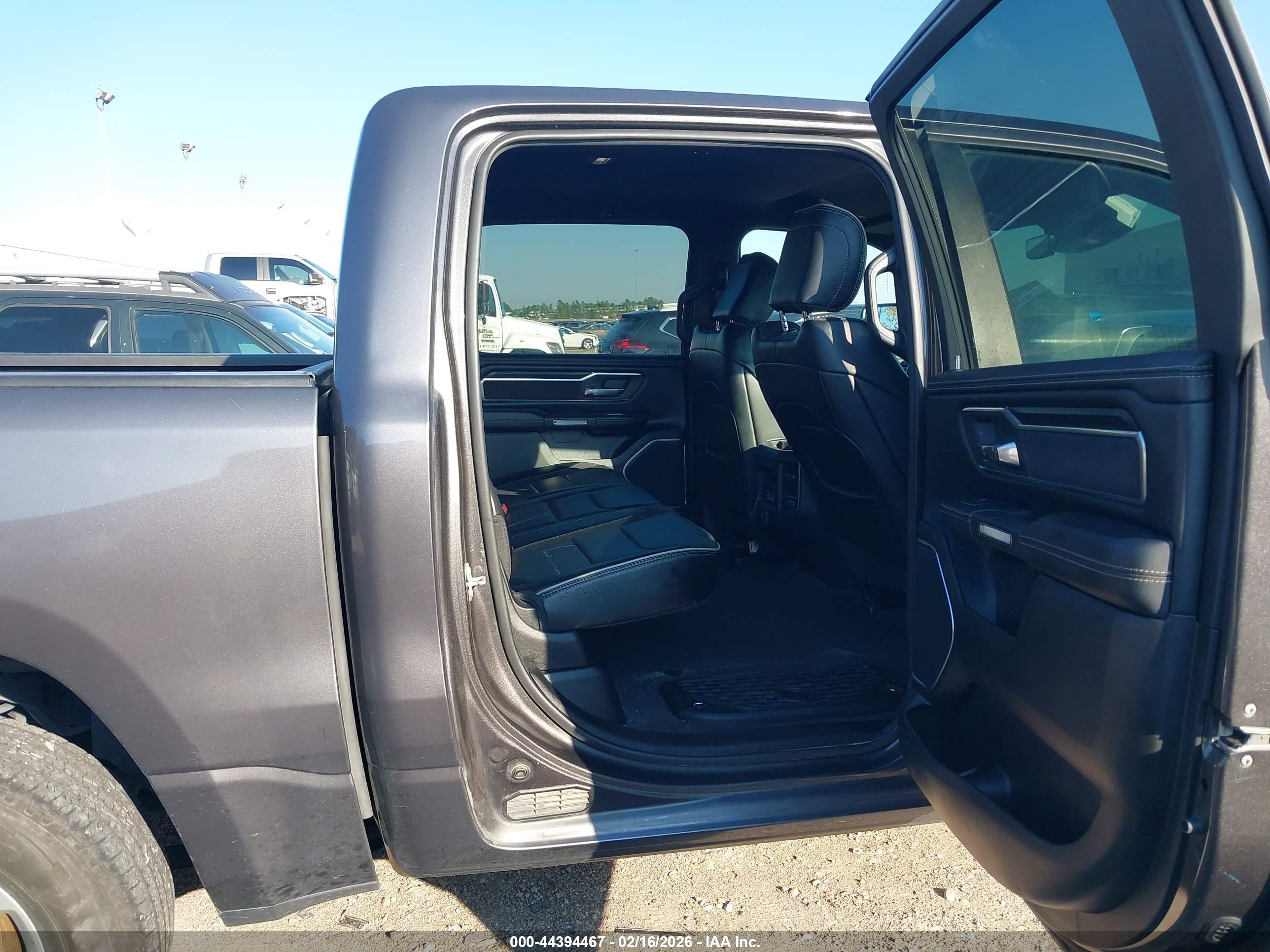 RAM 1500 image 8