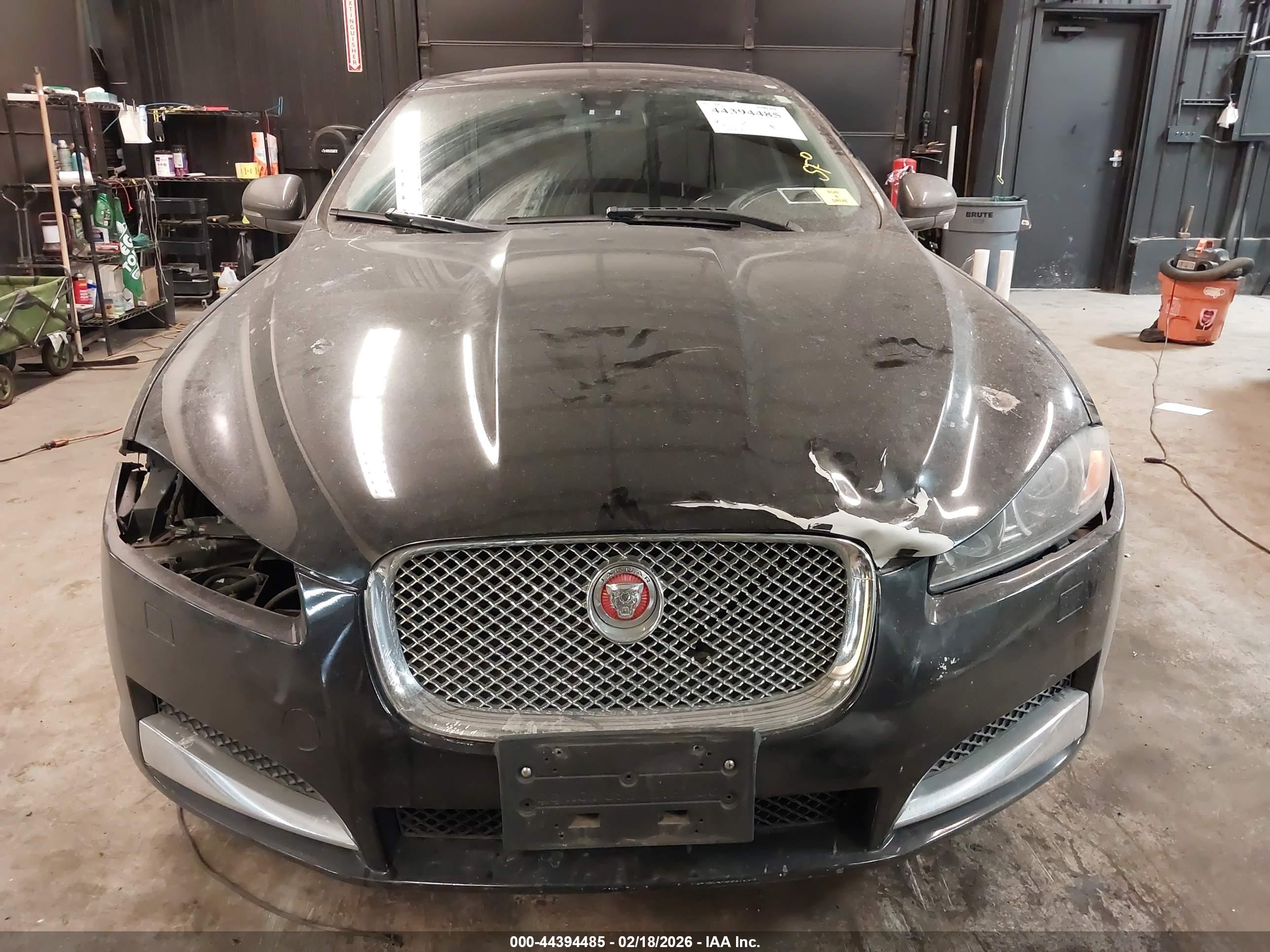 JAGUAR XF image 6