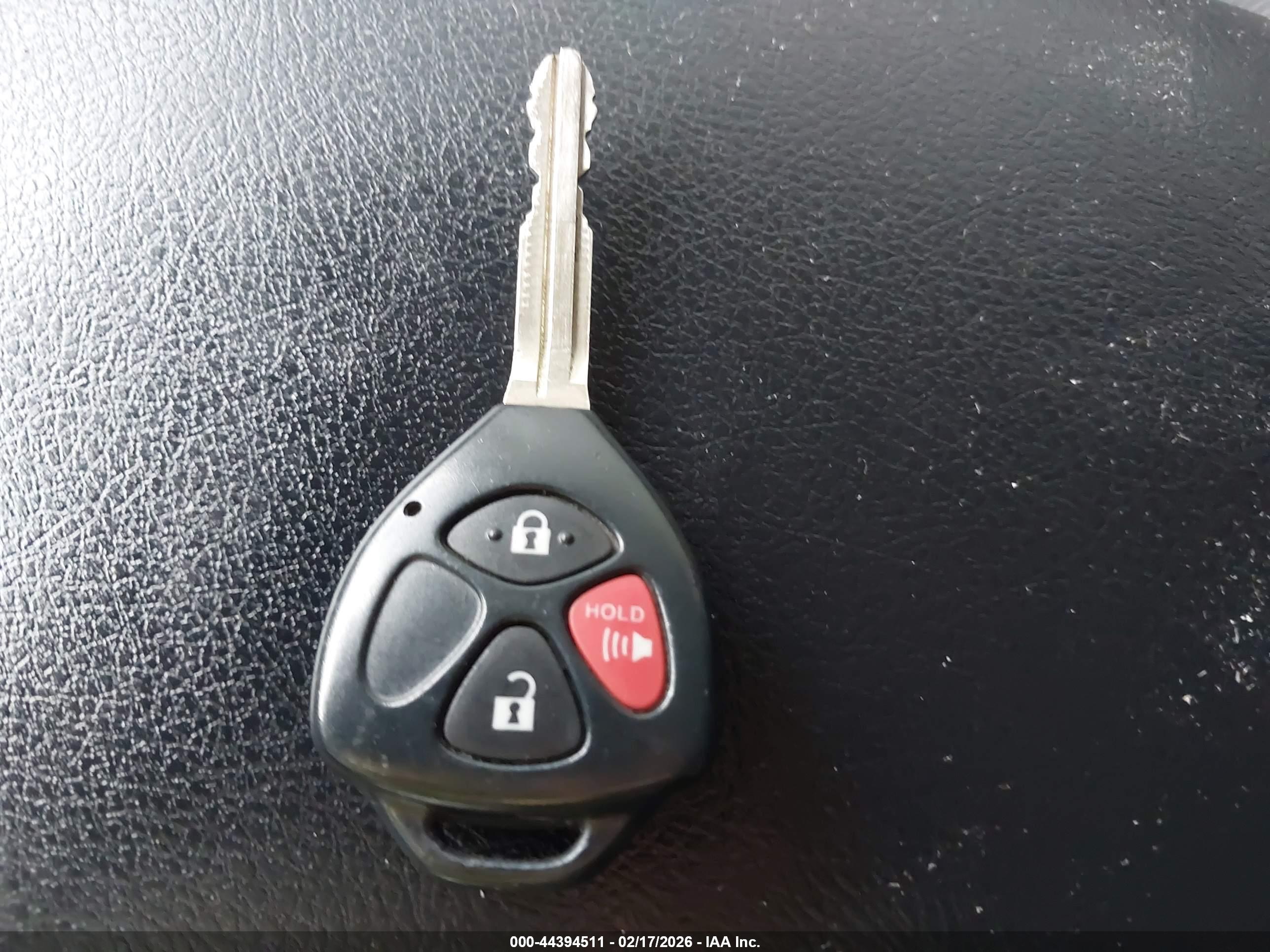TOYOTA 4RUNNER image 11