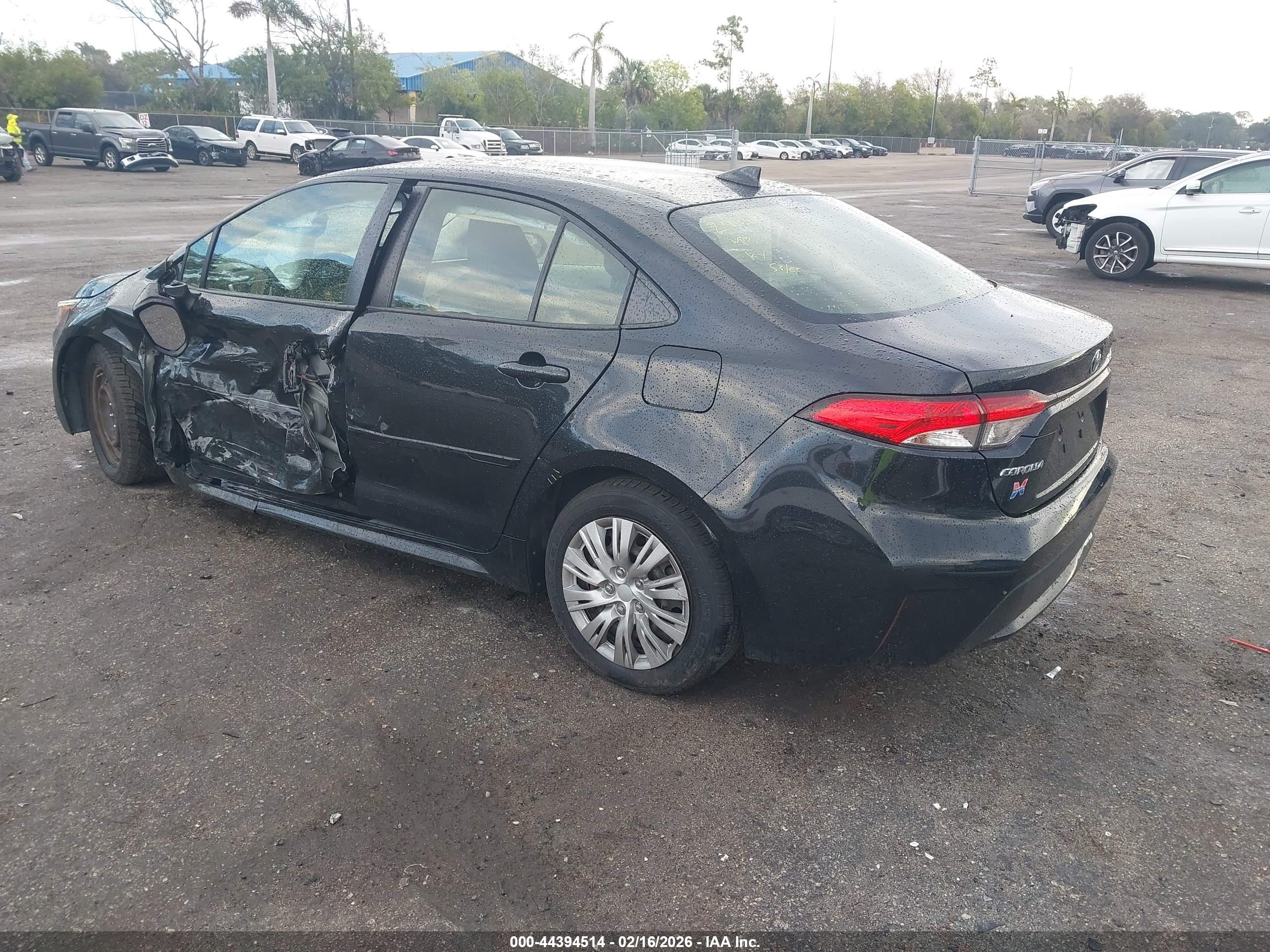 TOYOTA COROLLA image 3