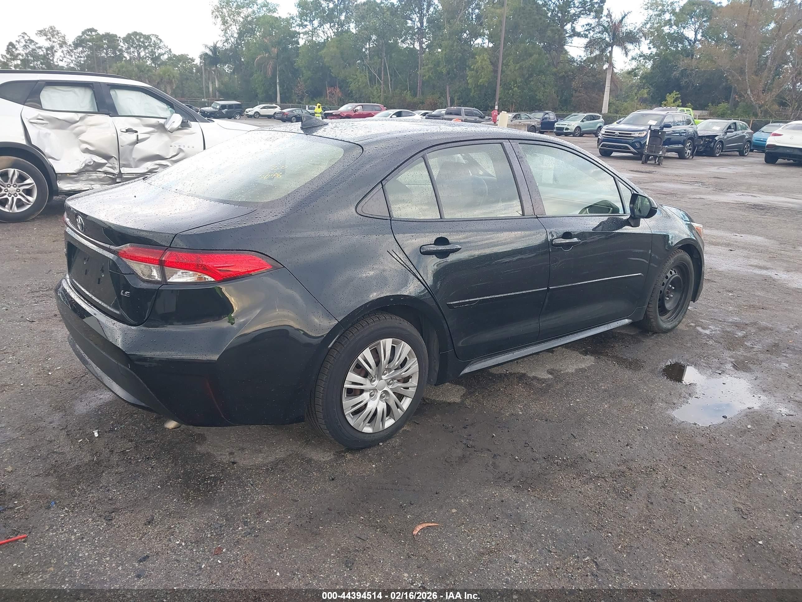 TOYOTA COROLLA image 4