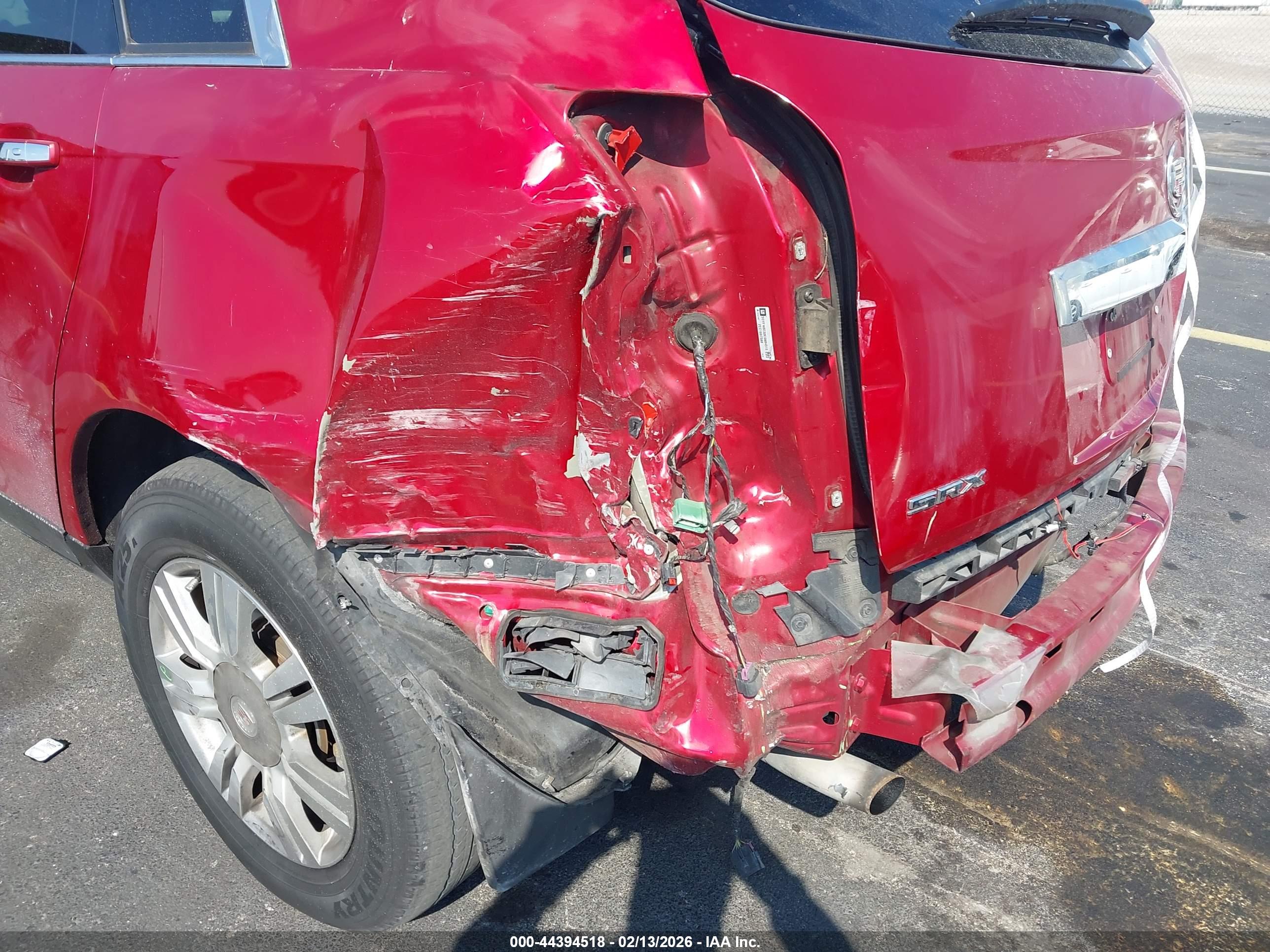CADILLAC SRX image 6