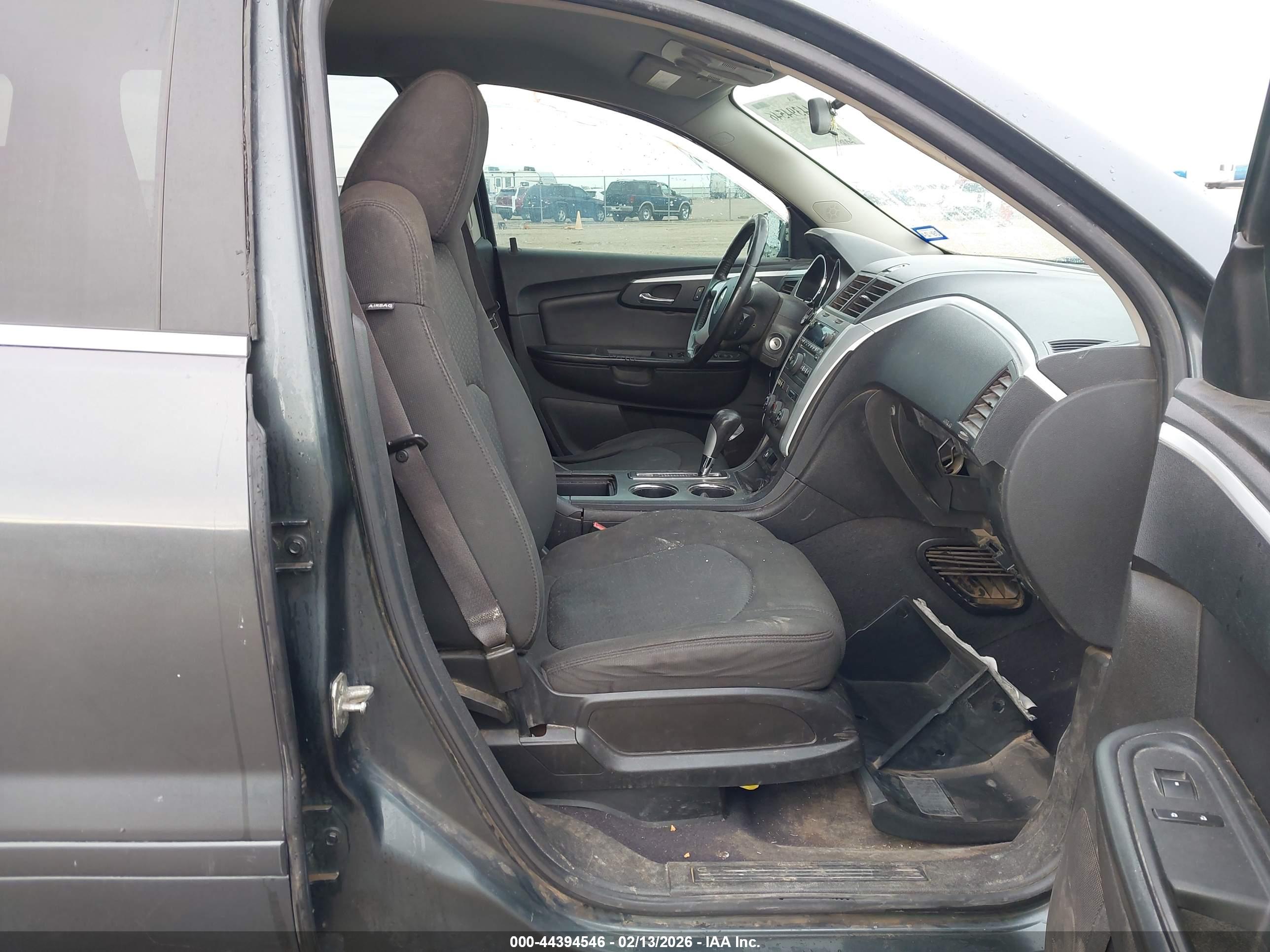 CHEVROLET TRAVERSE image 5