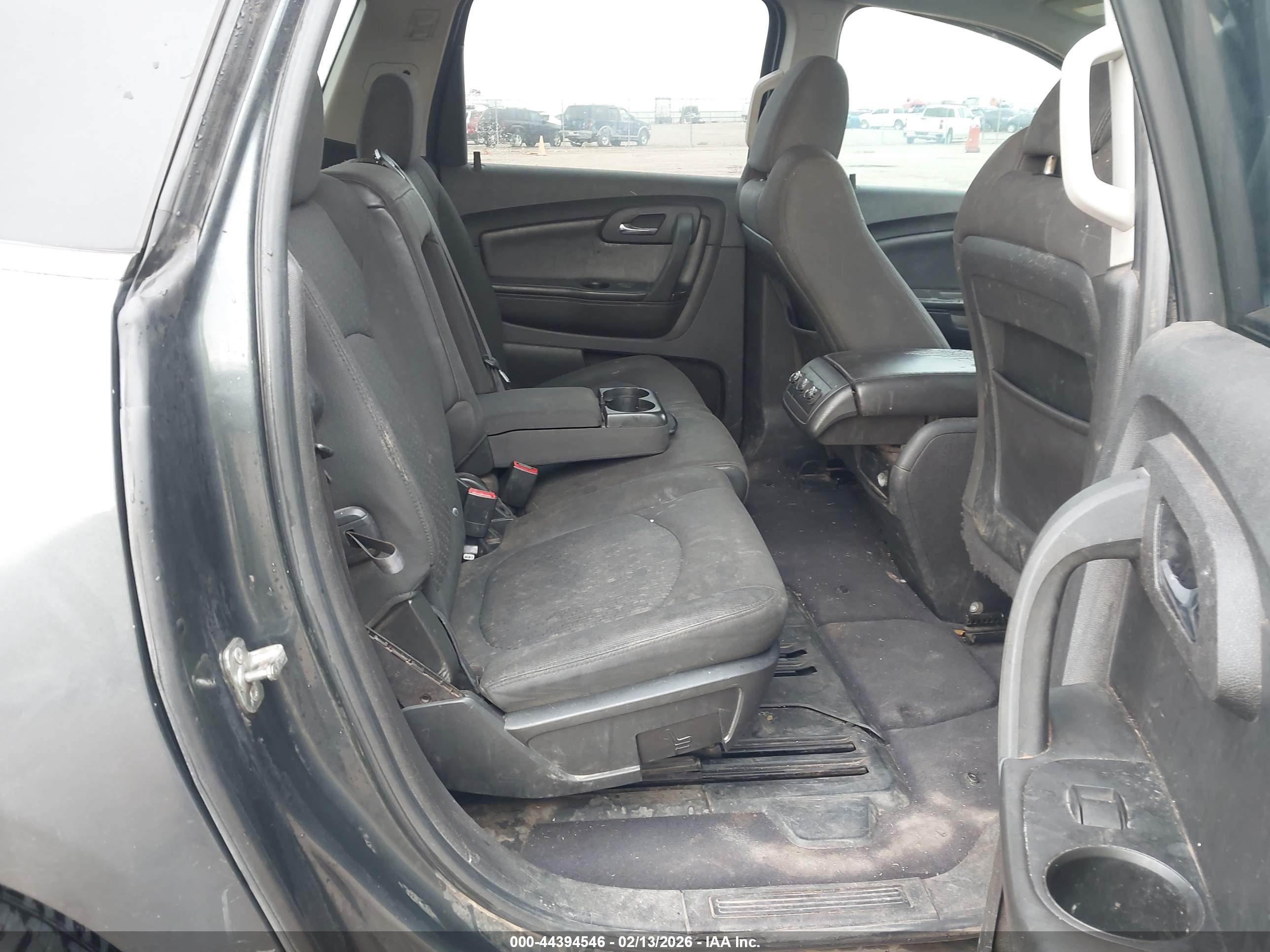 CHEVROLET TRAVERSE image 8