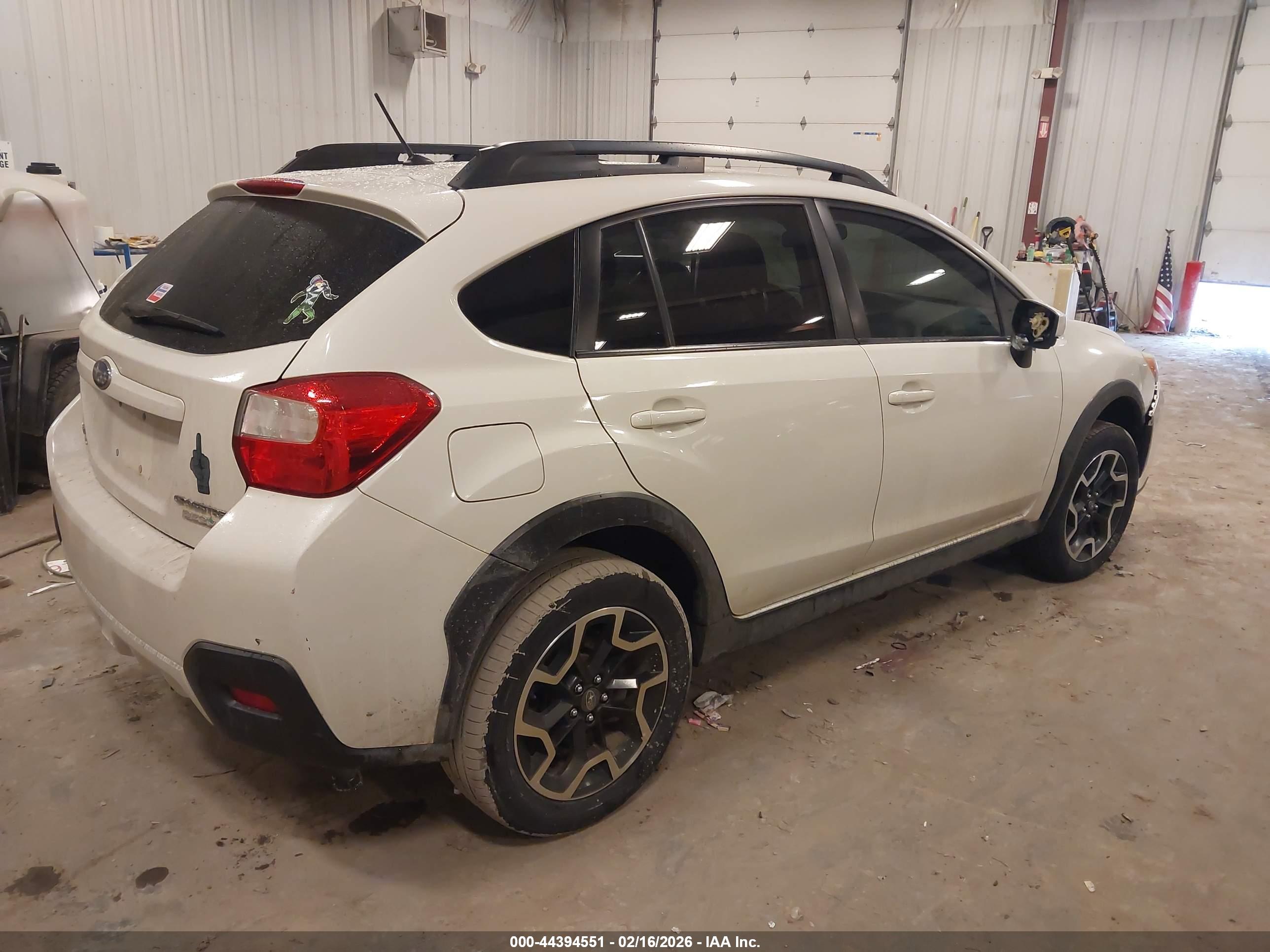SUBARU CROSSTREK image 4