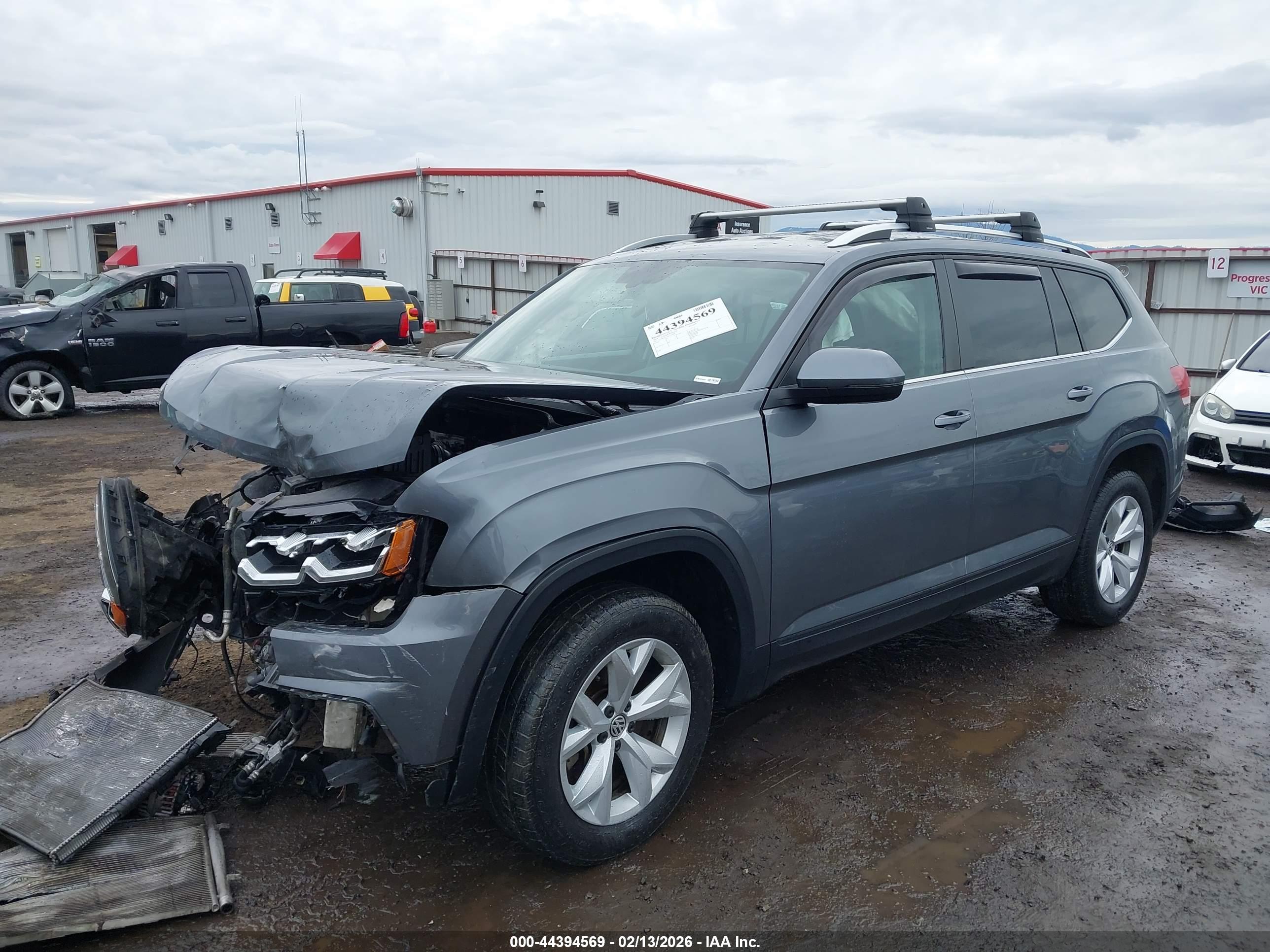VOLKSWAGEN ATLAS image 2