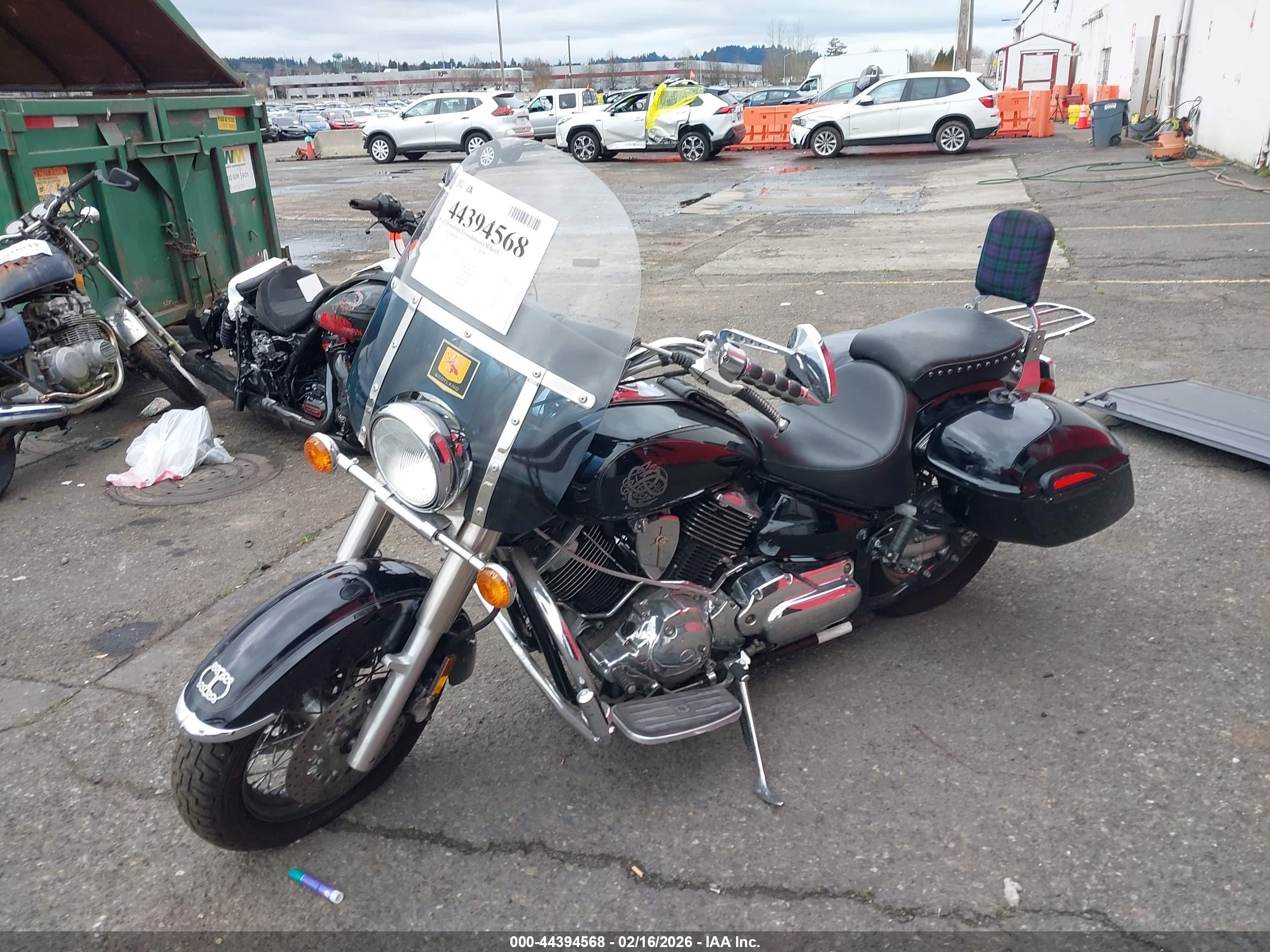 YAMAHA XVS1100 image 2
