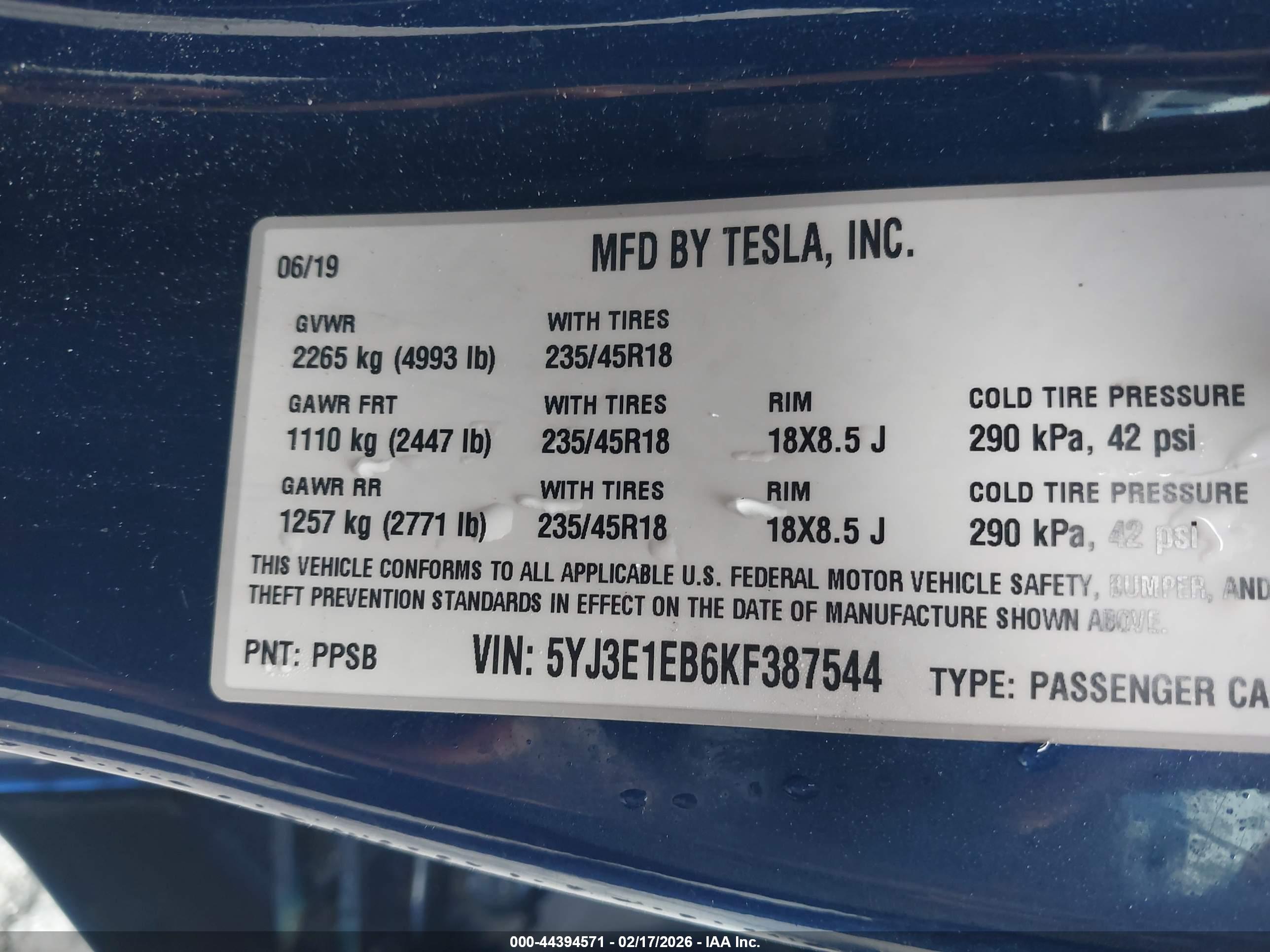 TESLA MODEL image 9