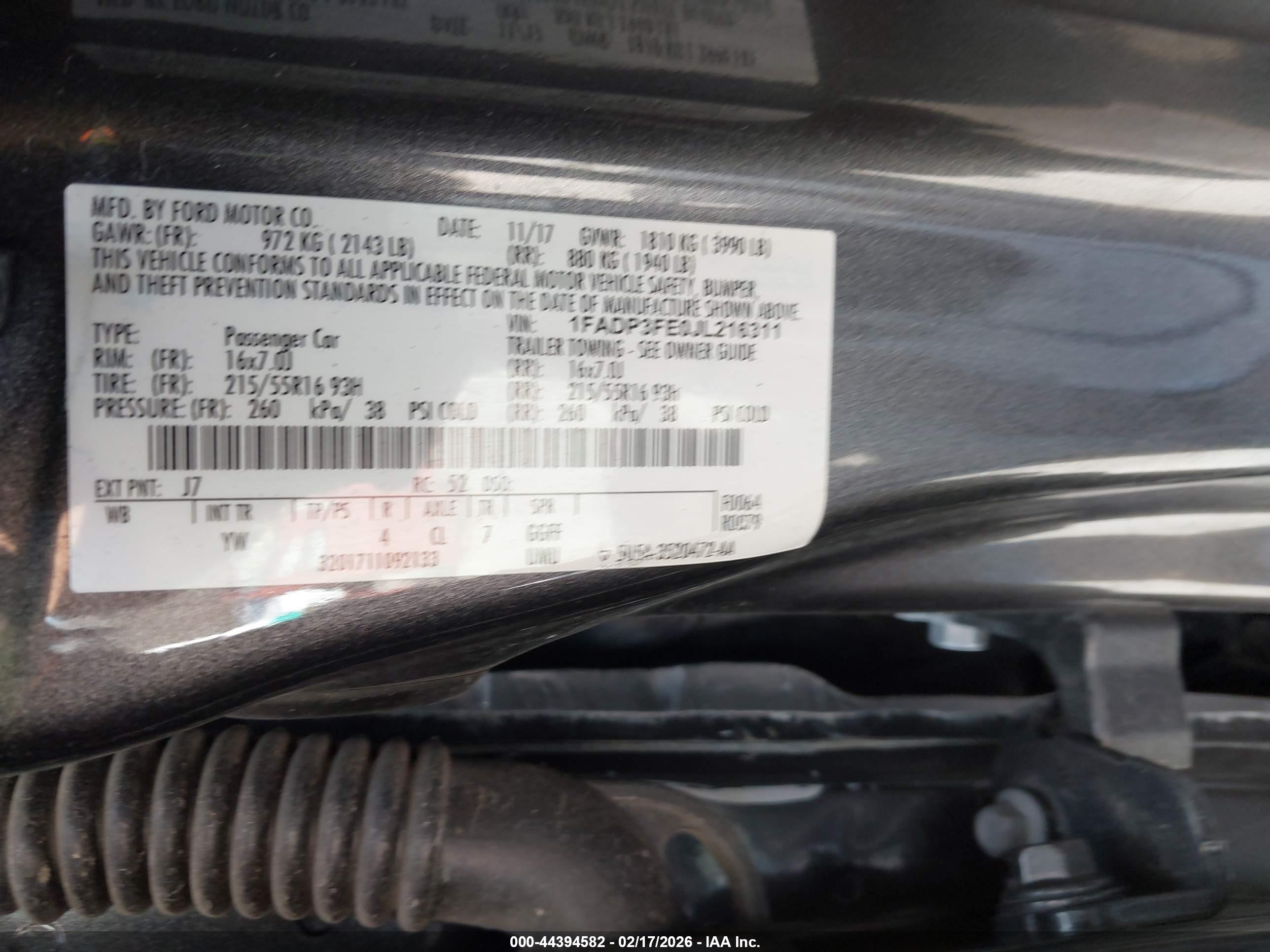 FORD FOCUS image 9
