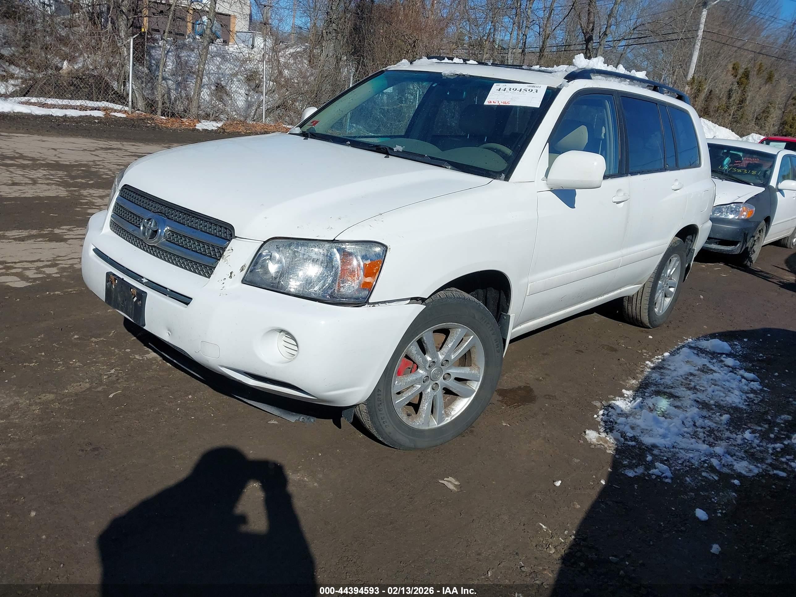 TOYOTA HIGHLANDER image 2