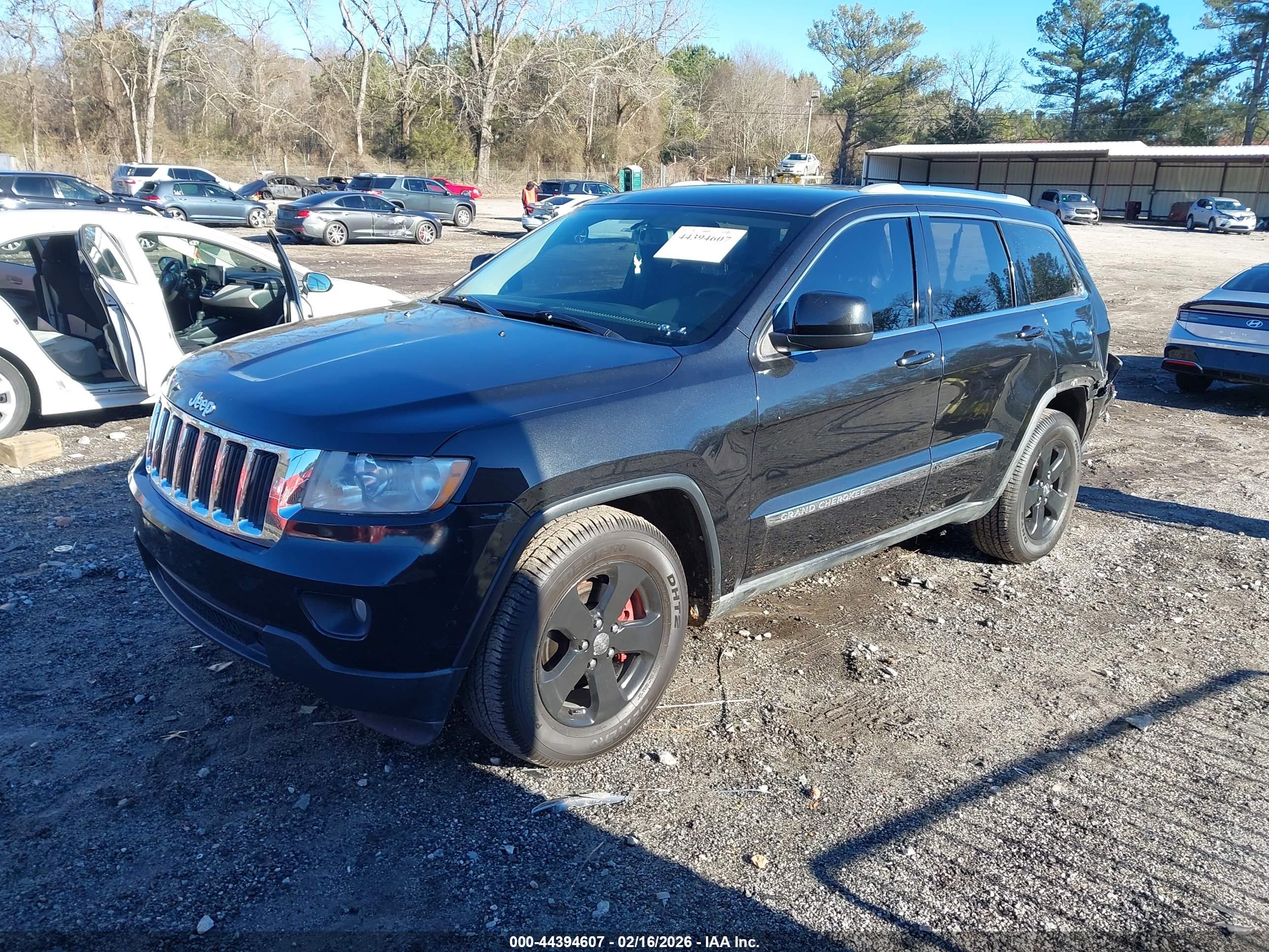 JEEP GRAND image 2
