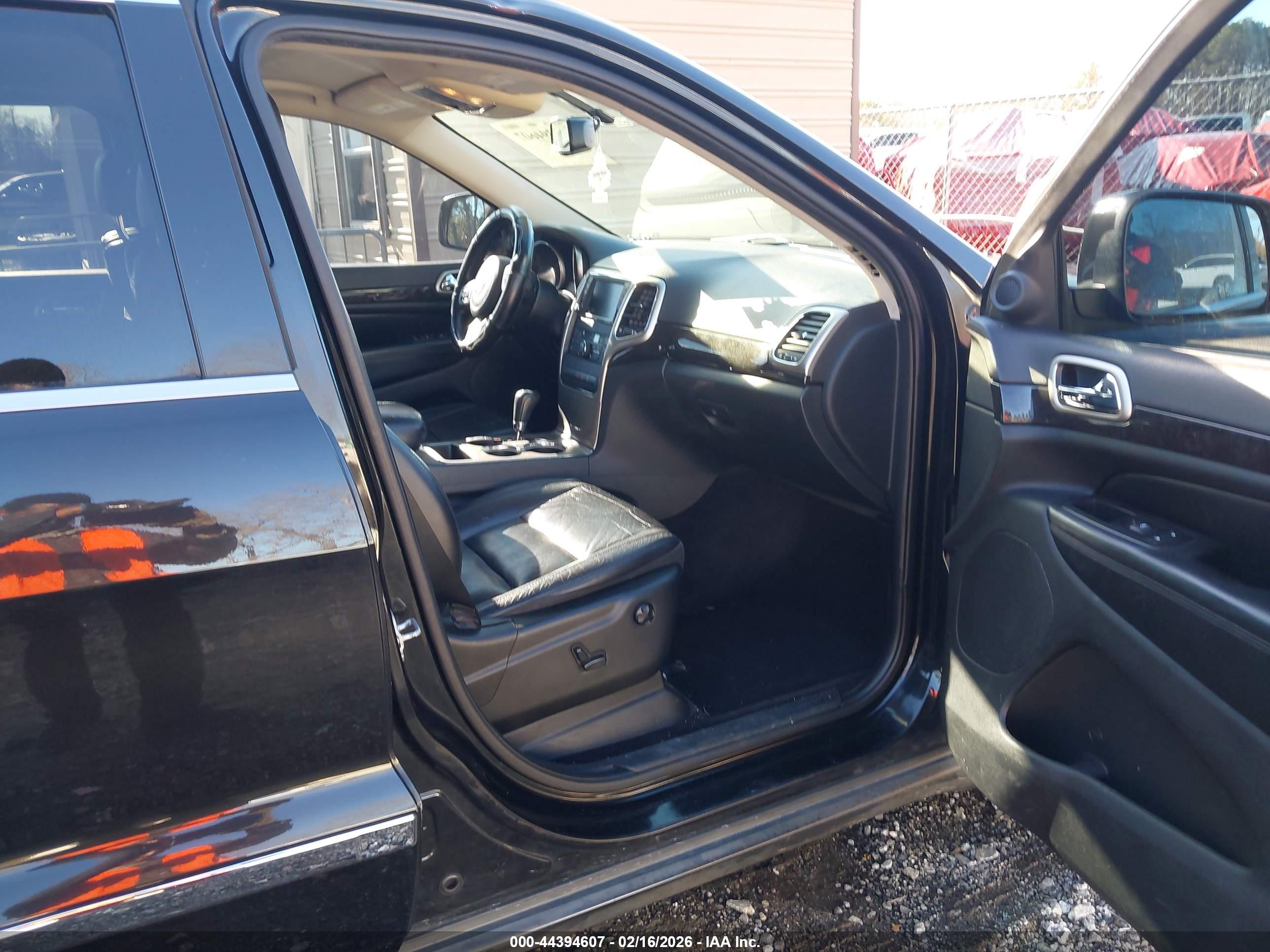 JEEP GRAND image 5