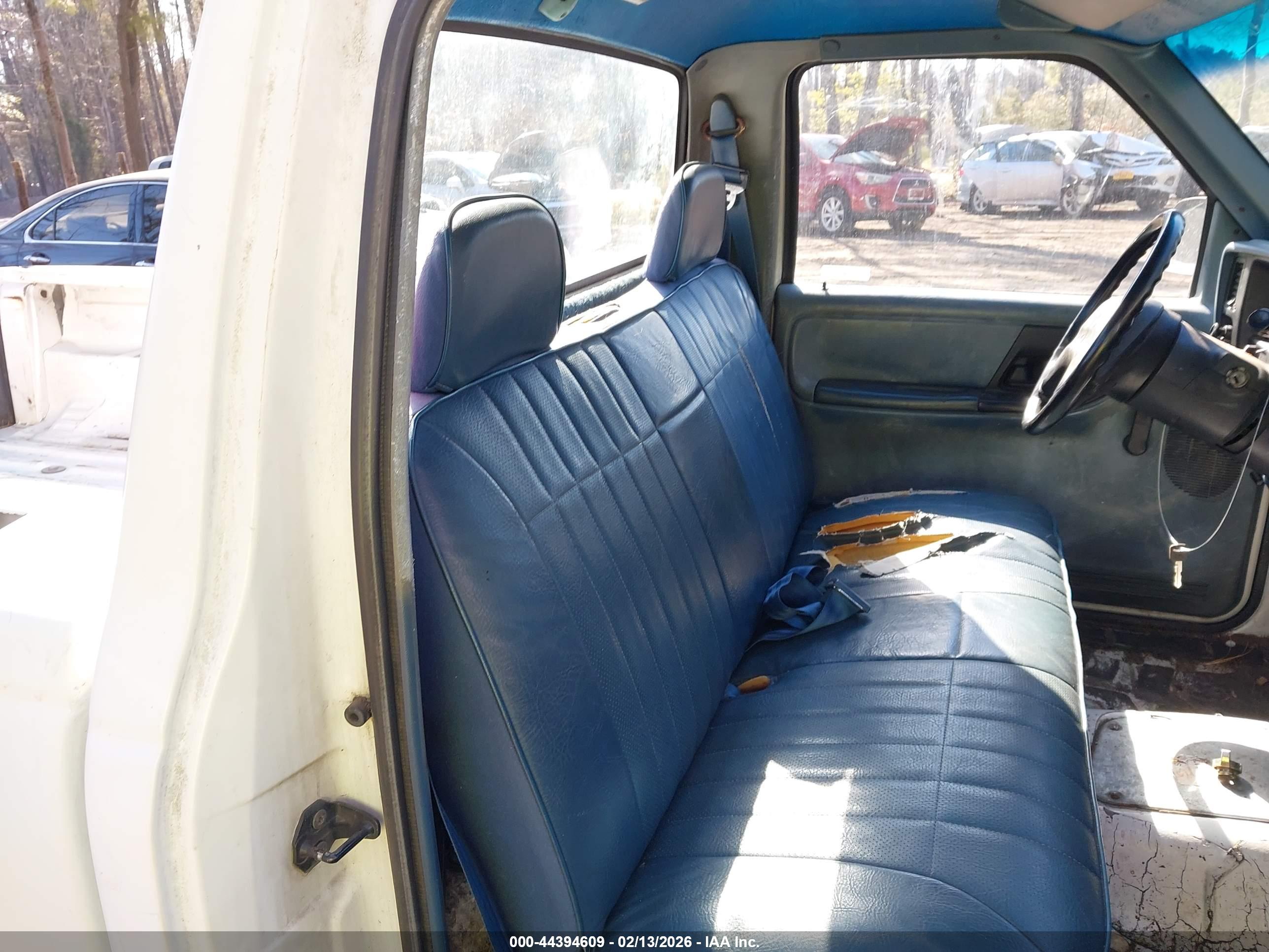 FORD RANGER image 8