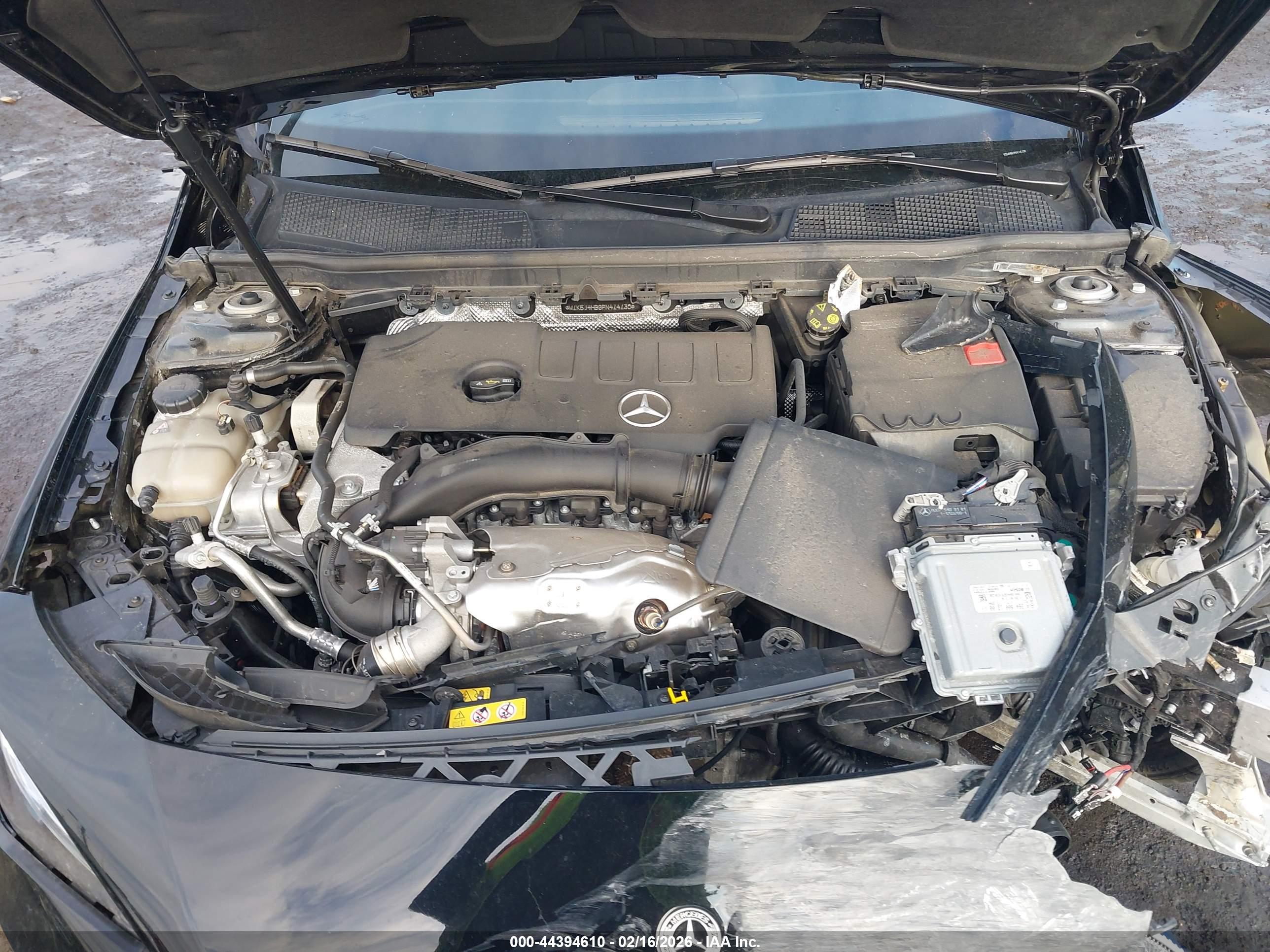 MERCEDES-BENZ CLA image 10