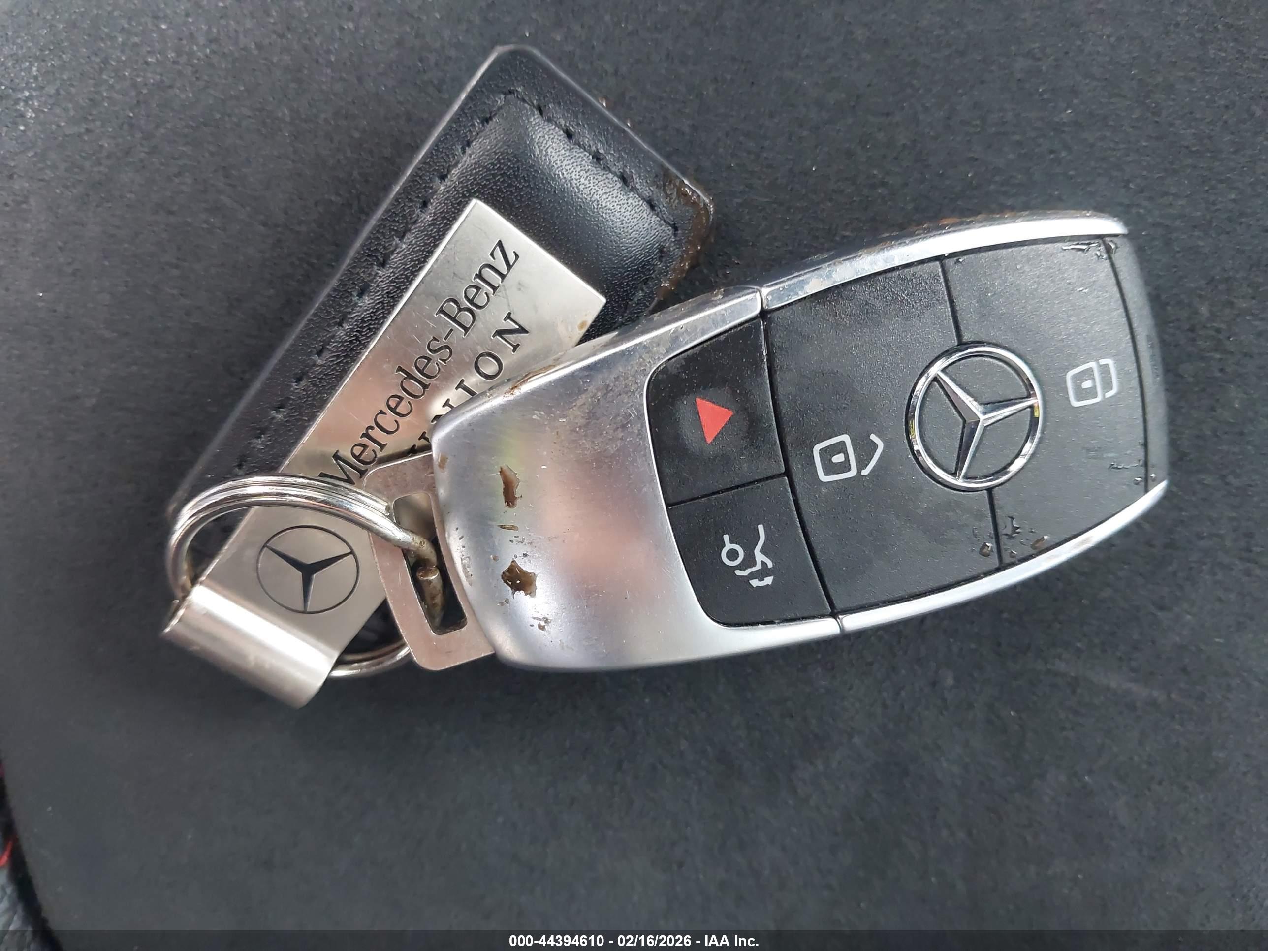 MERCEDES-BENZ CLA image 11