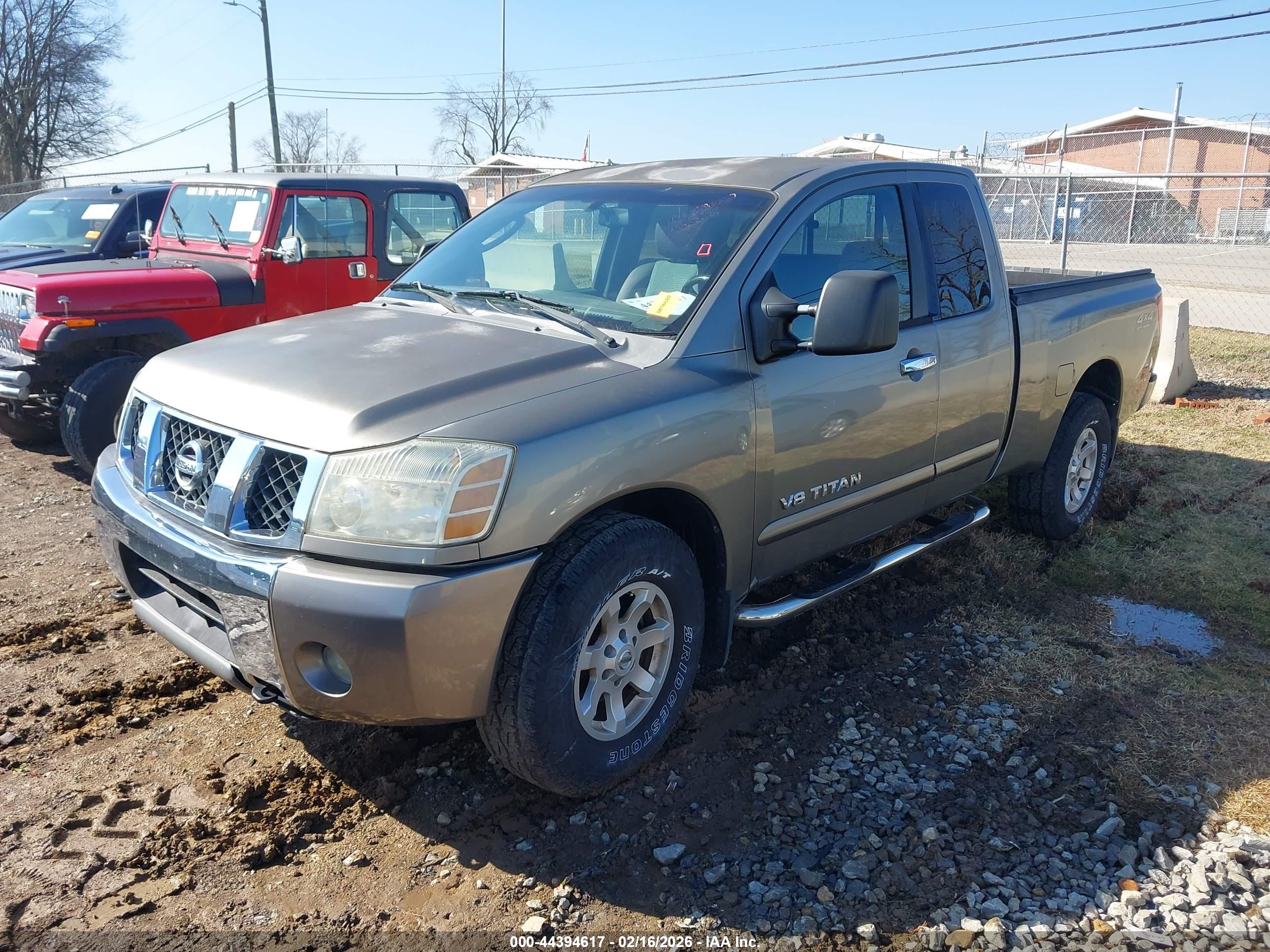 NISSAN TITAN image 2