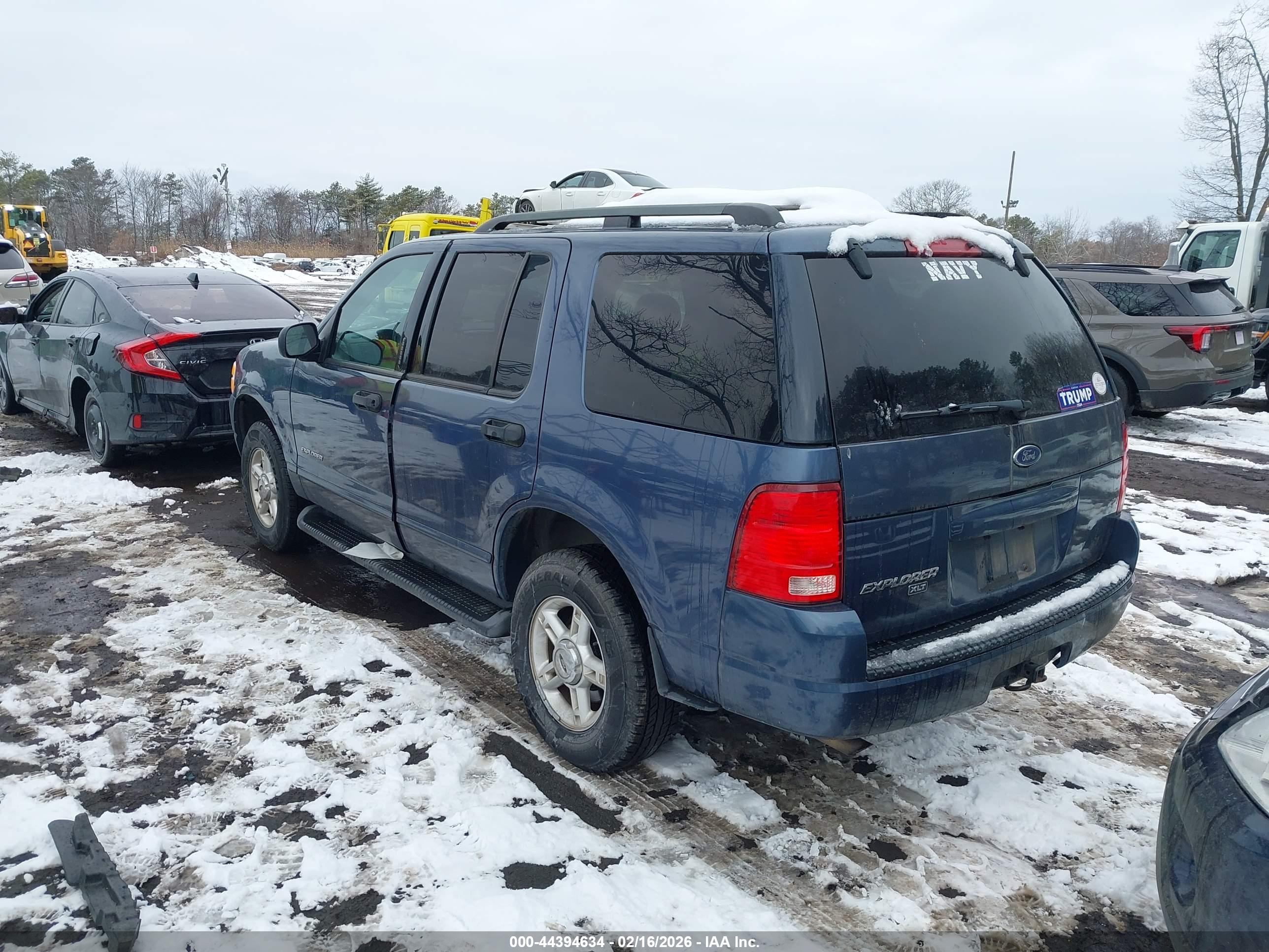 FORD EXPLORER image 3
