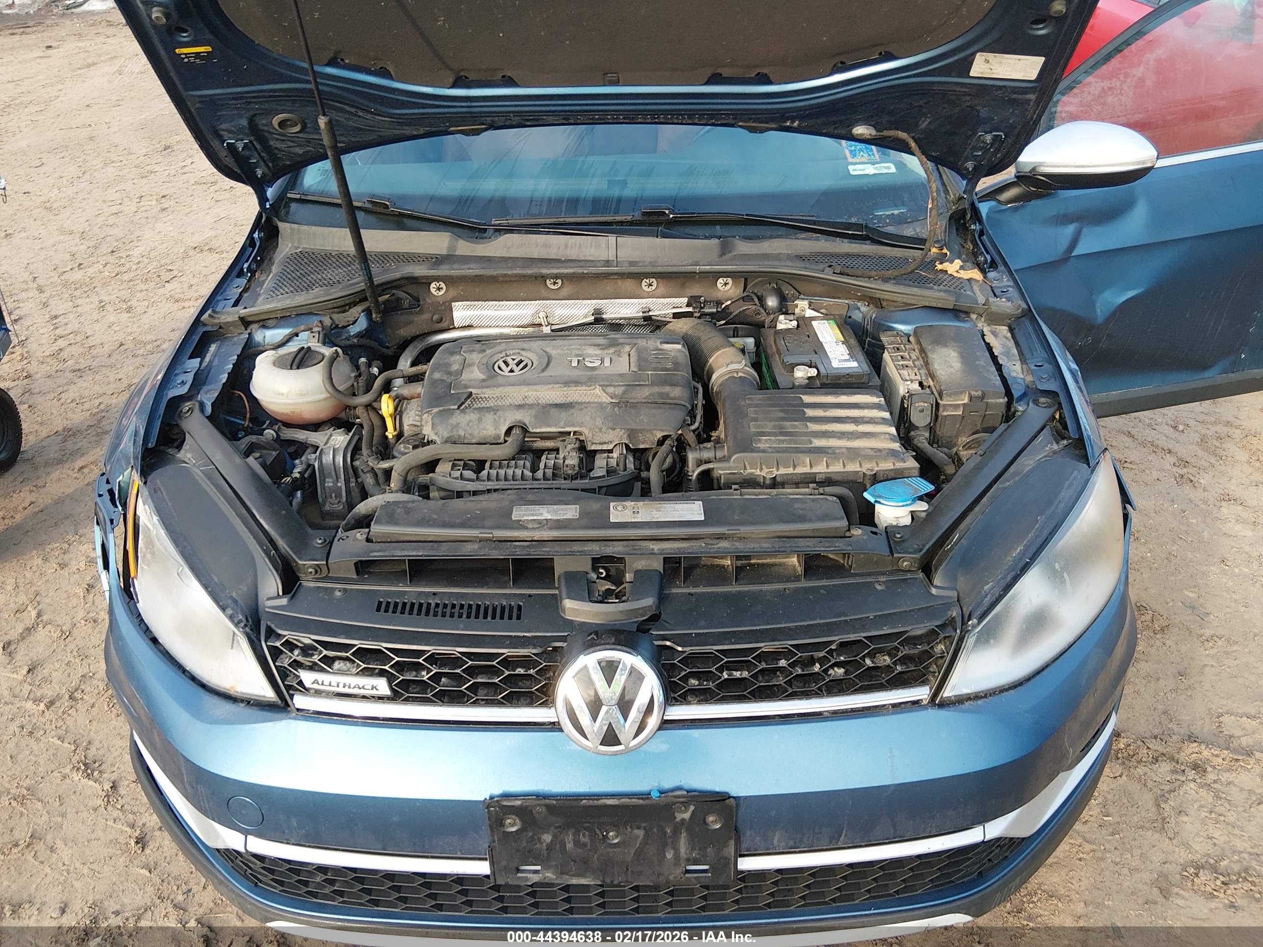 VOLKSWAGEN GOLF image 10